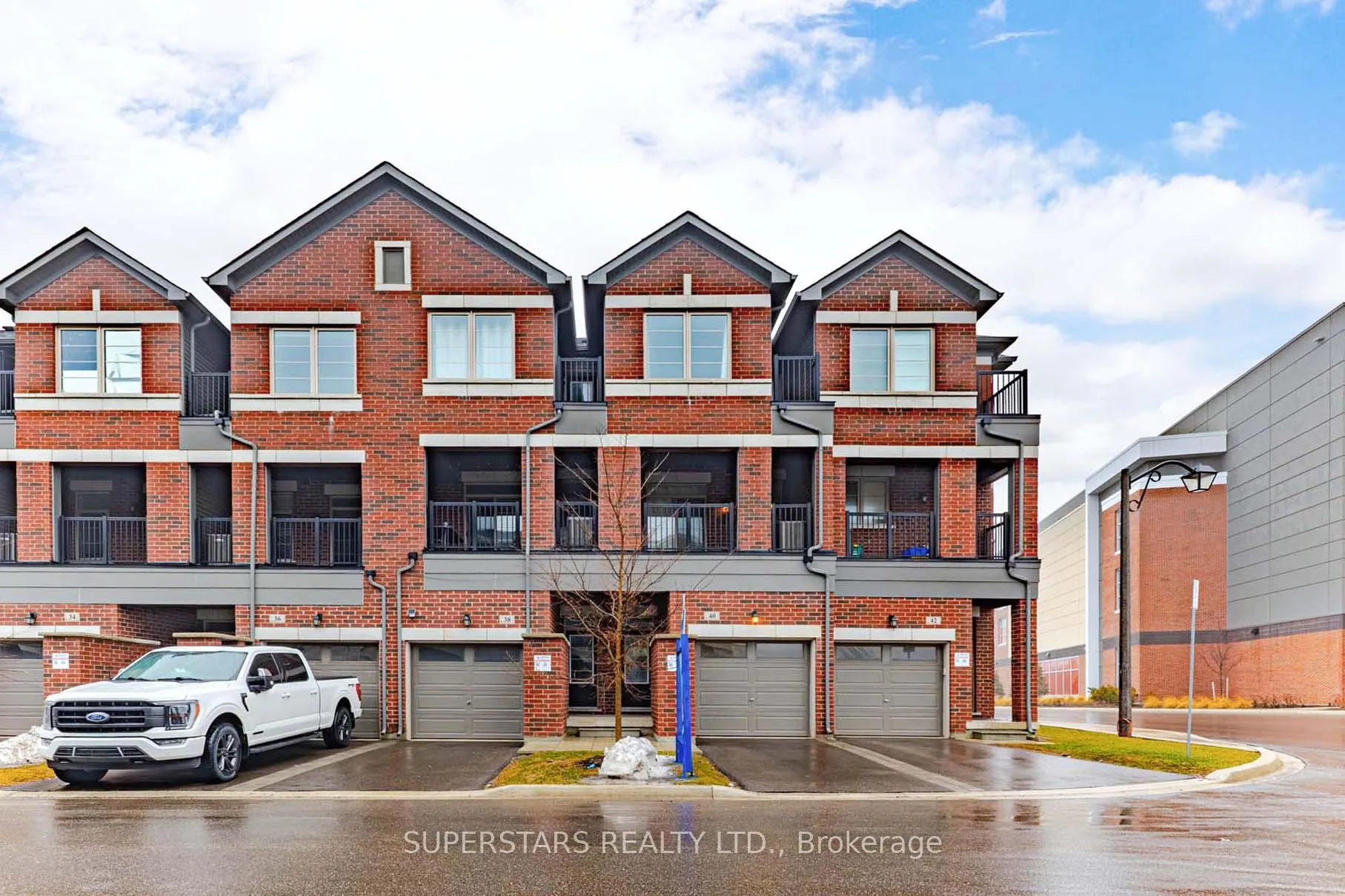 Photo 1 of 40 Stoeber Lane, Markham, Cedar Grove — HOMEH