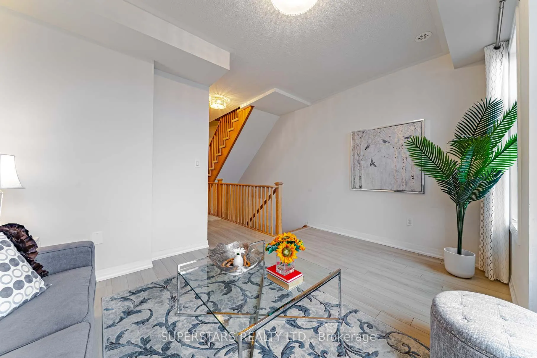 Photo 10 of 40 Stoeber Lane, Markham, Cedar Grove — HOMEH