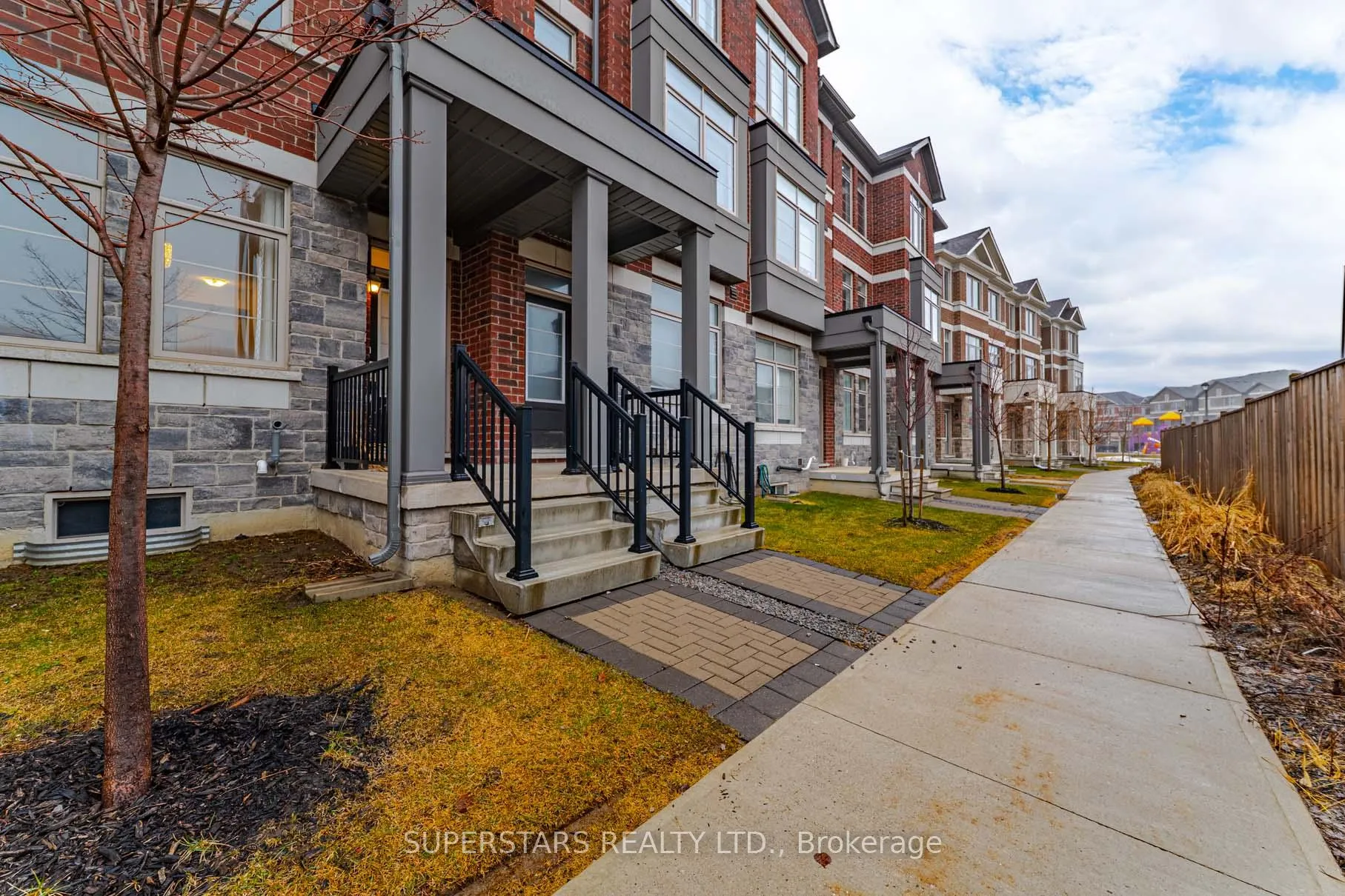 Photo 31 of 40 Stoeber Lane, Markham, Cedar Grove — HOMEH