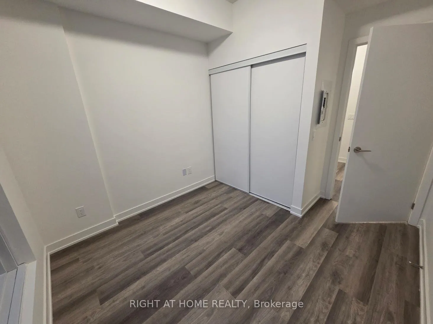 Photo 15 of Unit 216, 1010 Sandy Beach Road, Pickering, Bay Ridges — HOMEH