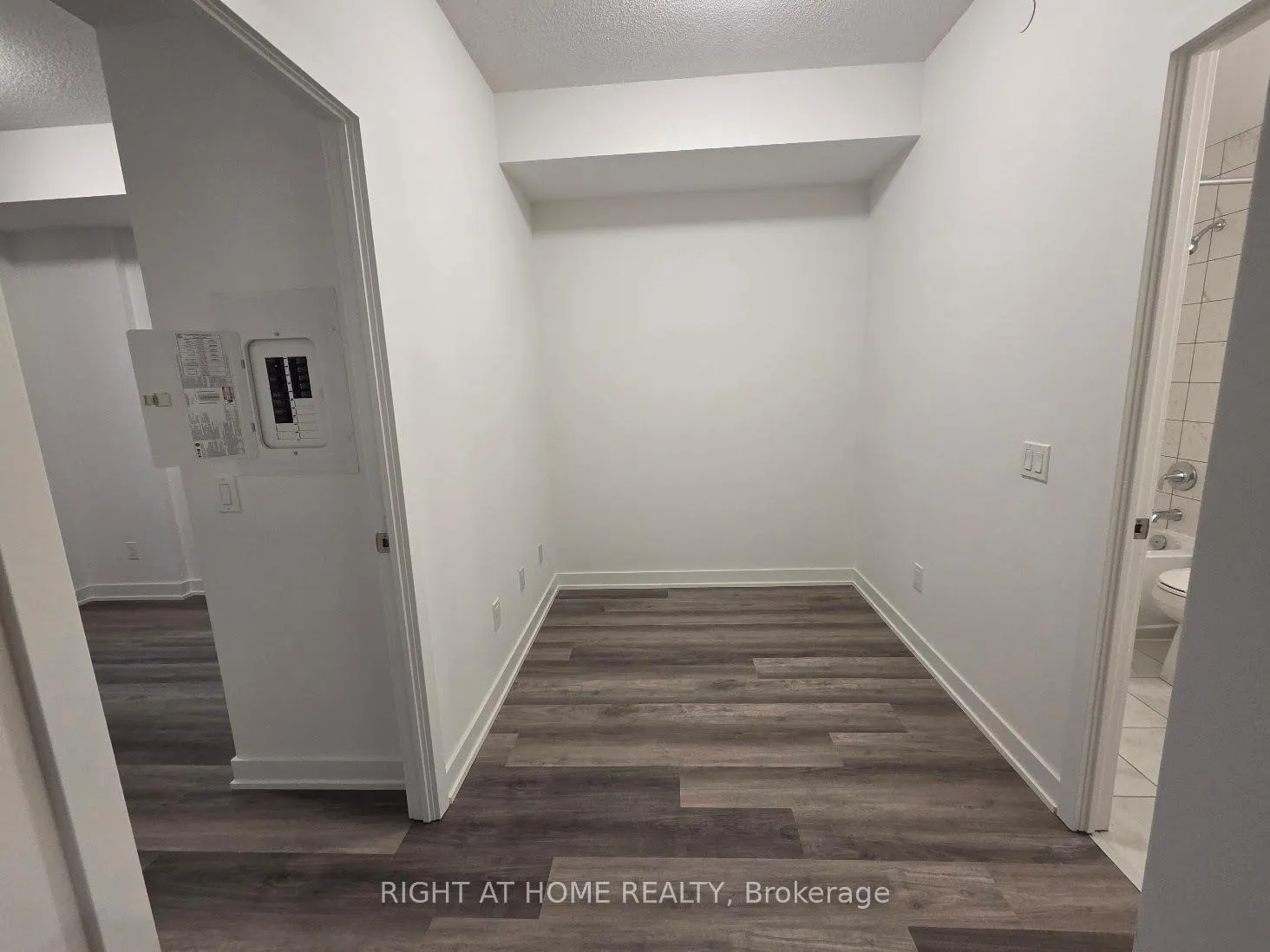 Photo 16 of Unit 216, 1010 Sandy Beach Road, Pickering, Bay Ridges — HOMEH