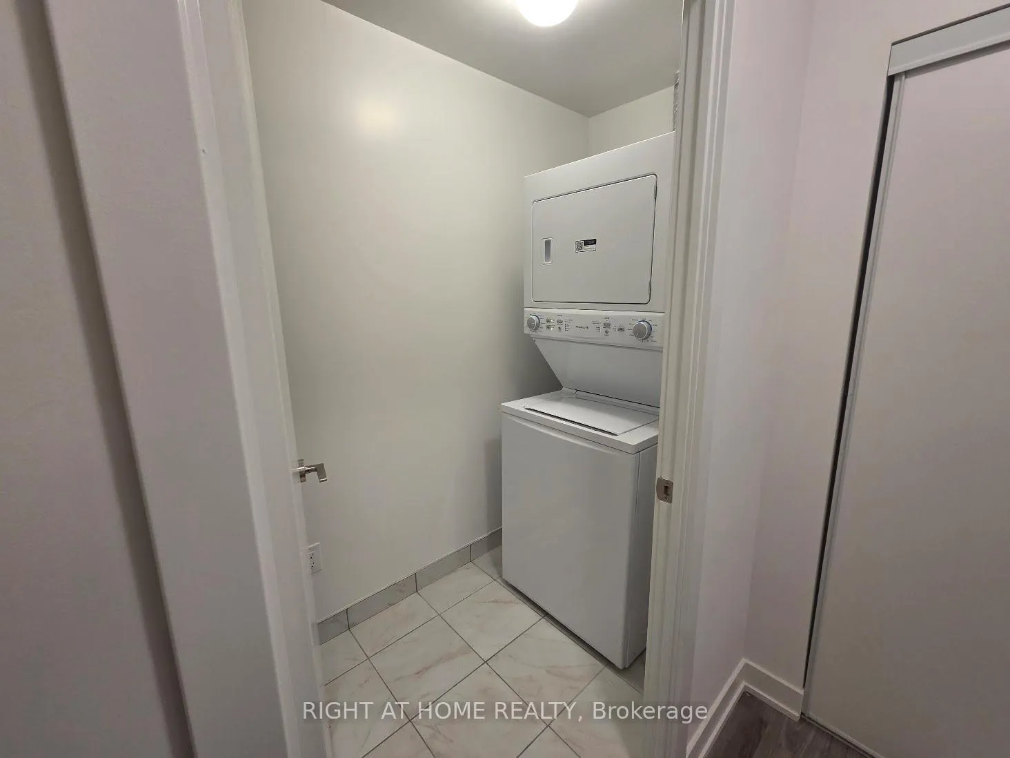 Photo 19 of Unit 216, 1010 Sandy Beach Road, Pickering, Bay Ridges — HOMEH