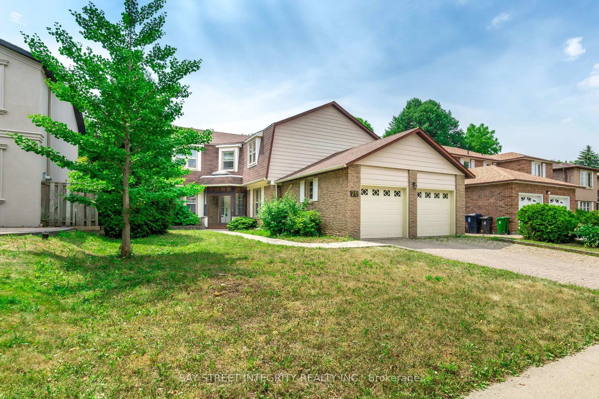 Photo 1 of 70 Mossgrove Trail, North York, St. Andrew-Windfields — HOMEH
