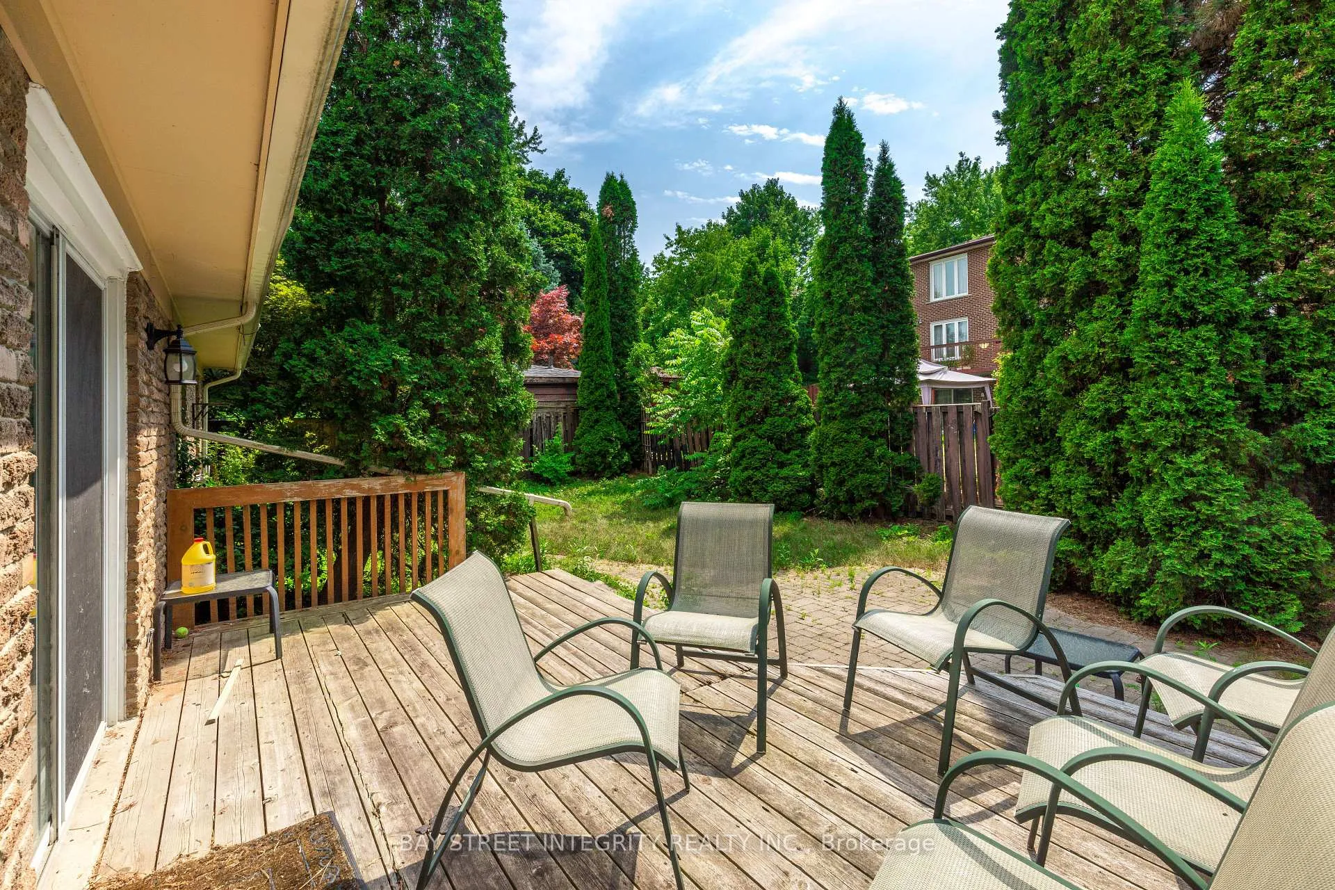 Photo 27 of 70 Mossgrove Trail, North York, St. Andrew-Windfields — HOMEH