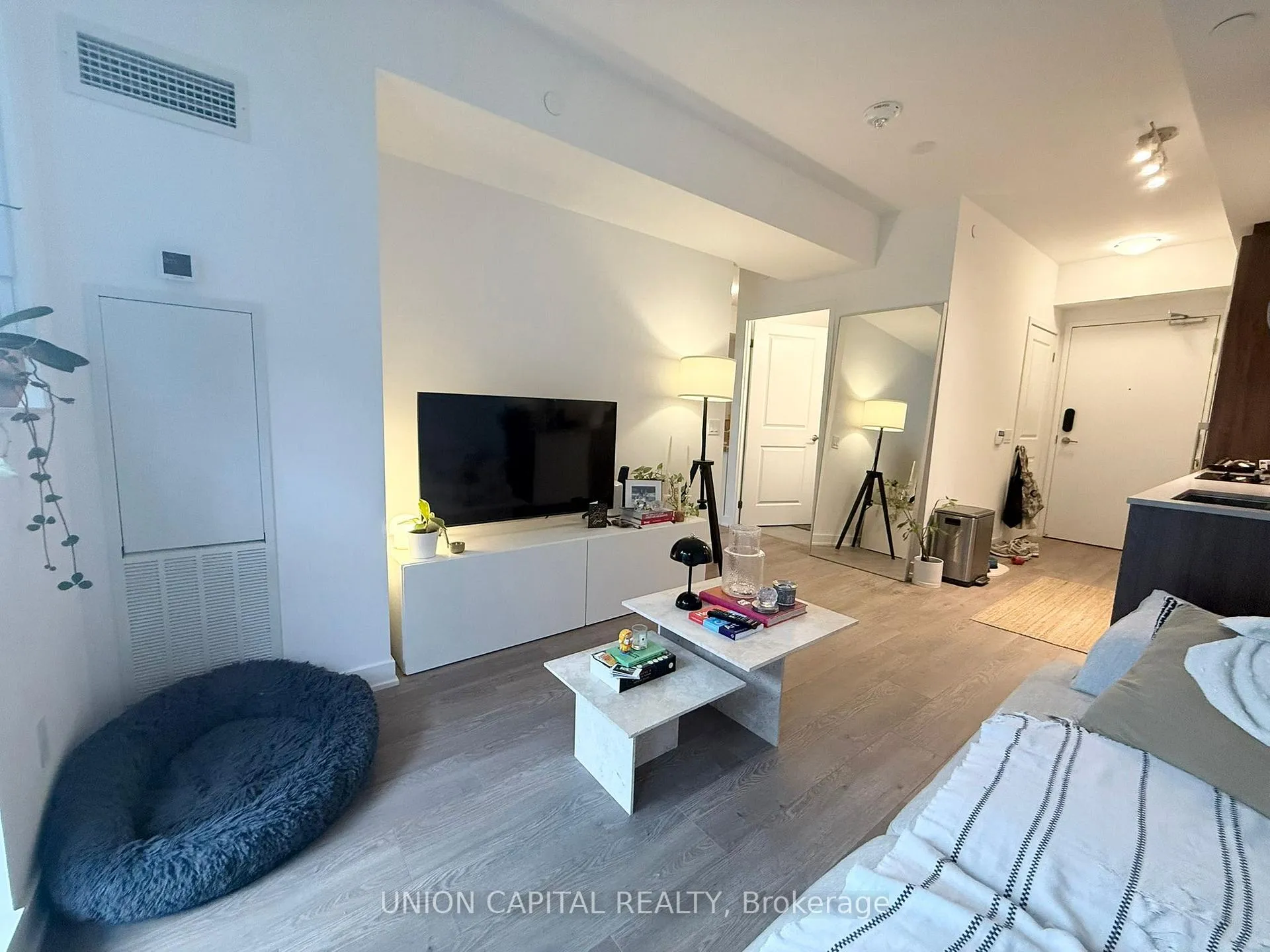 Photo 7 of Unit 1221, 543 Richmond Street W, Toronto, Waterfront Communities — HOMEH