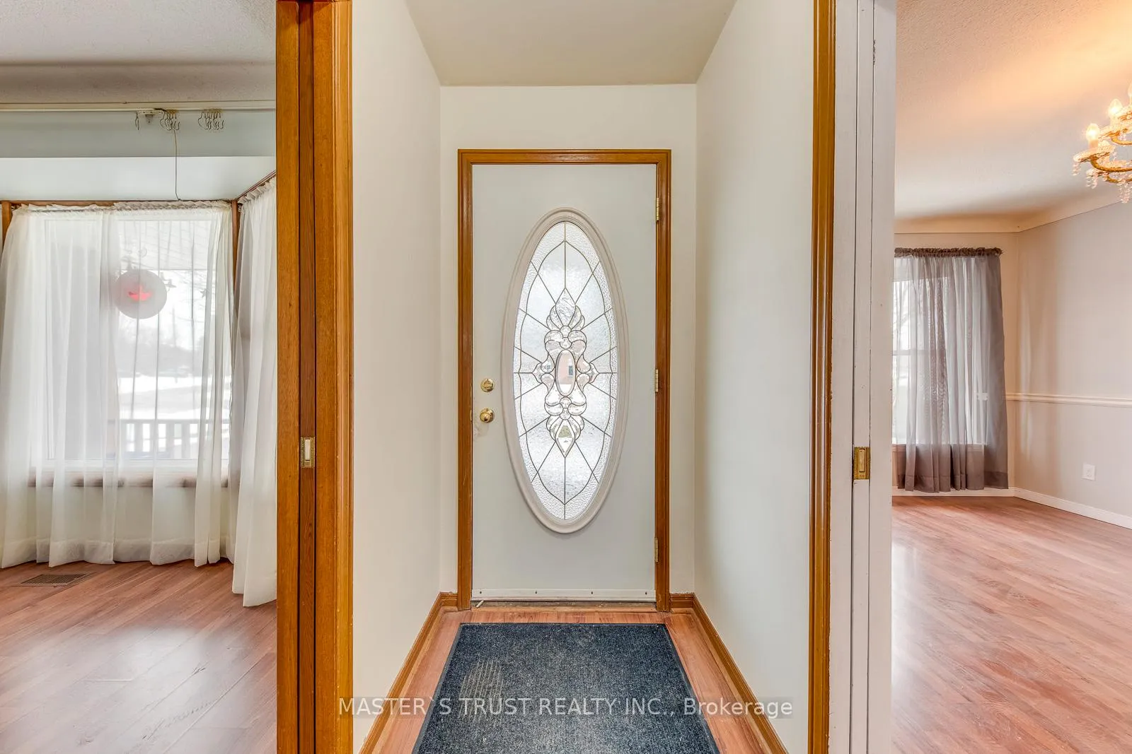 Photo 5 of 9 Bayshore Crescent, St. Catharines, Lakeshore — HOMEH