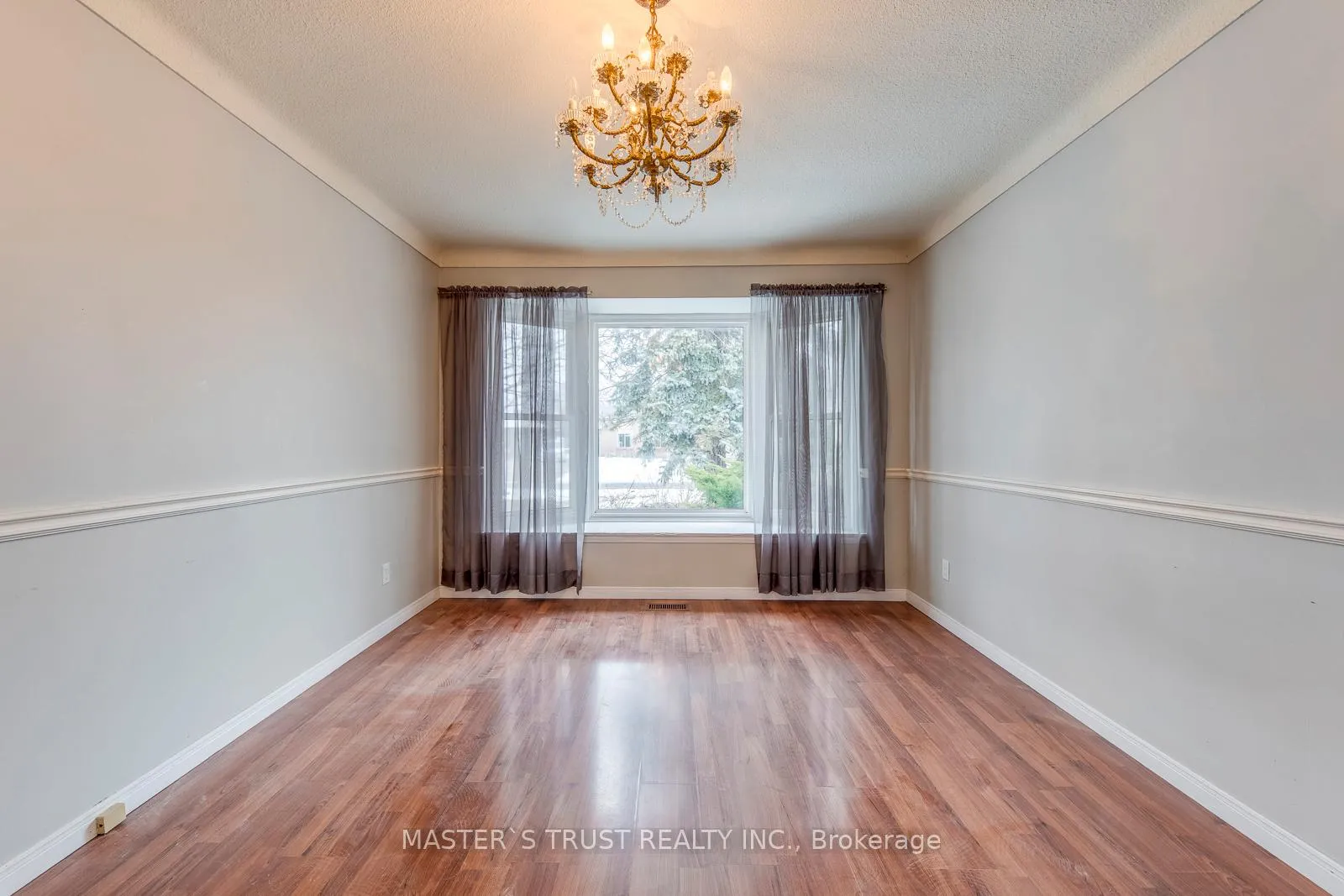 Photo 6 of 9 Bayshore Crescent, St. Catharines, Lakeshore — HOMEH