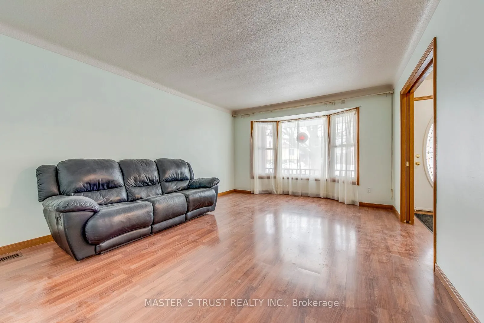Photo 19 of 9 Bayshore Crescent, St. Catharines, Lakeshore — HOMEH