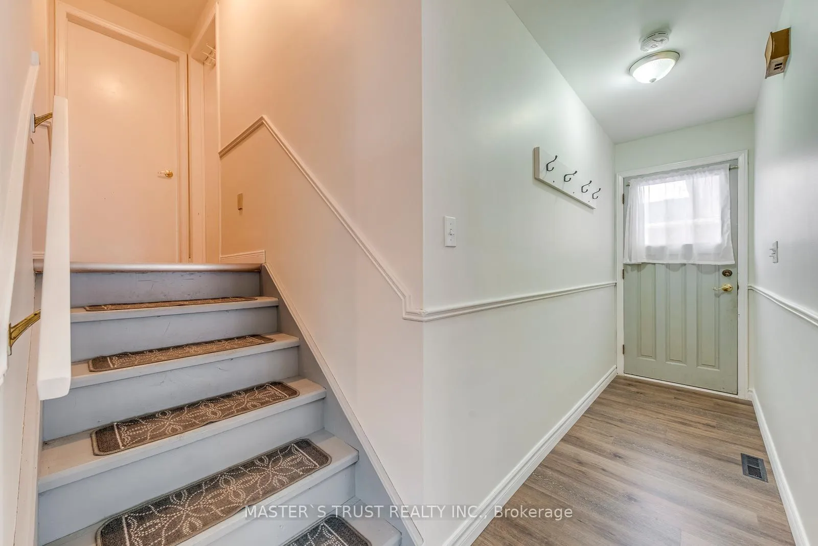 Photo 22 of 9 Bayshore Crescent, St. Catharines, Lakeshore — HOMEH