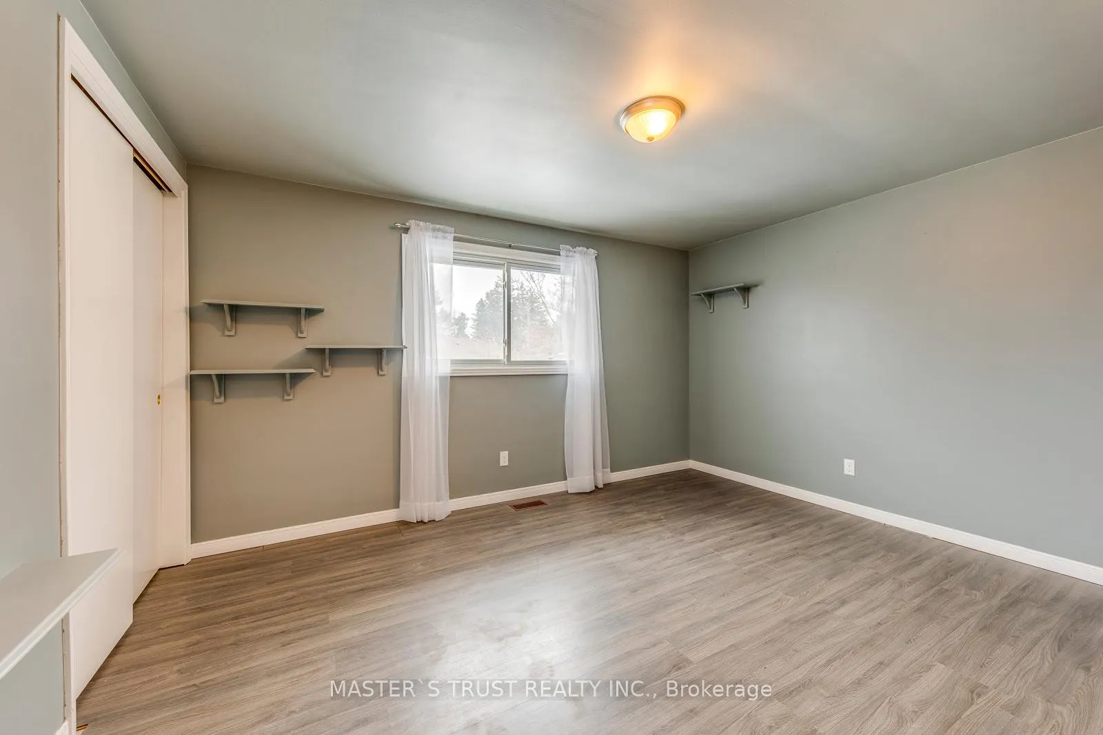 Photo 23 of 9 Bayshore Crescent, St. Catharines, Lakeshore — HOMEH