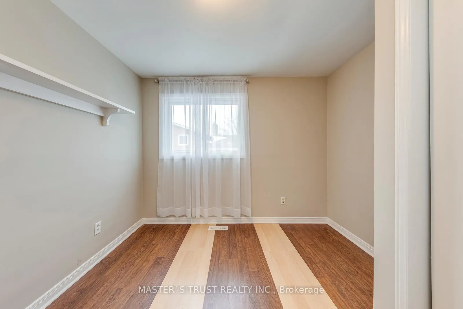 Photo 27 of 9 Bayshore Crescent, St. Catharines, Lakeshore — HOMEH