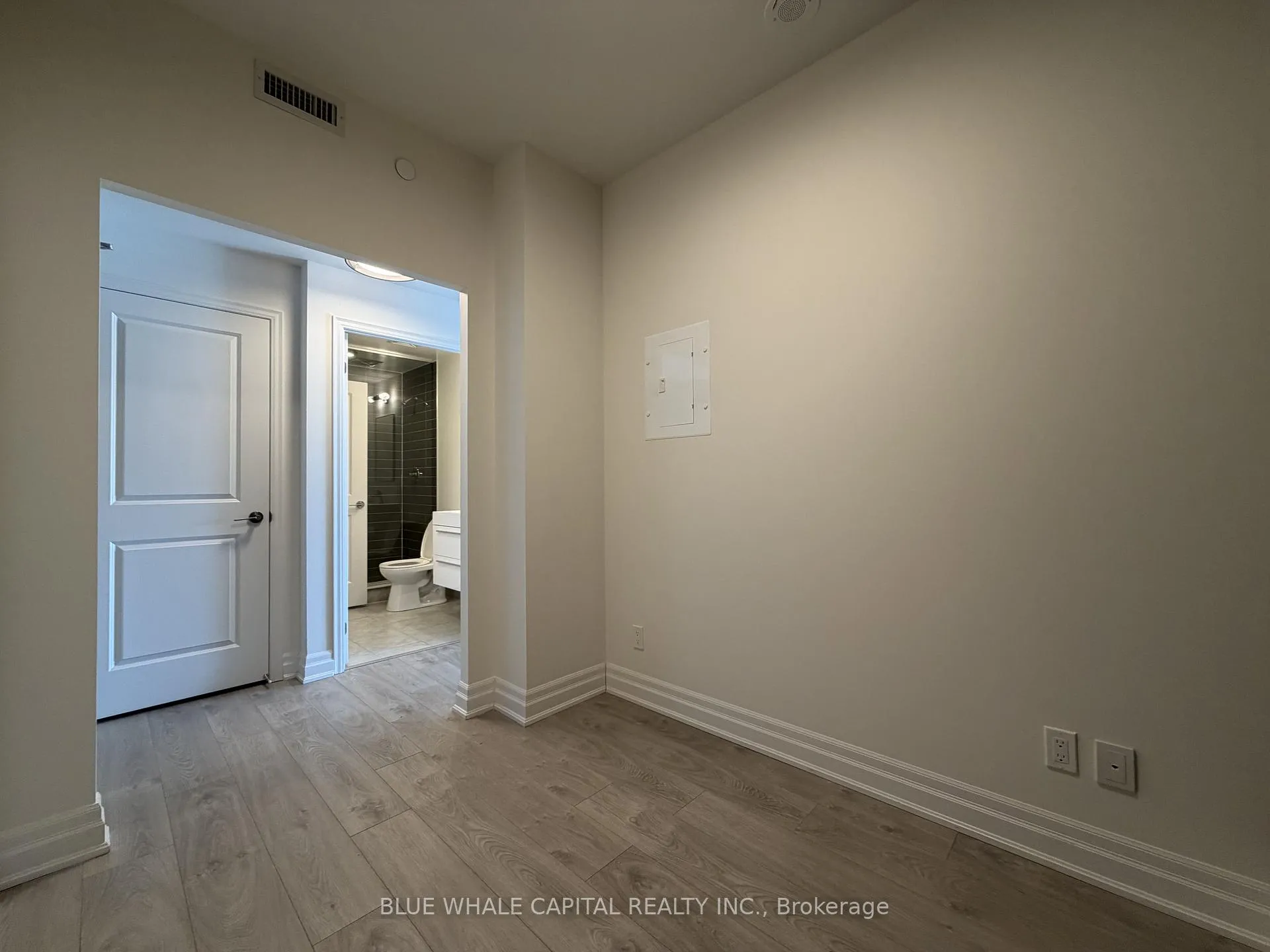 Photo 6 of Unit 818, 10 Rouge Valley Drive W, Markham, Unionville — HOMEH