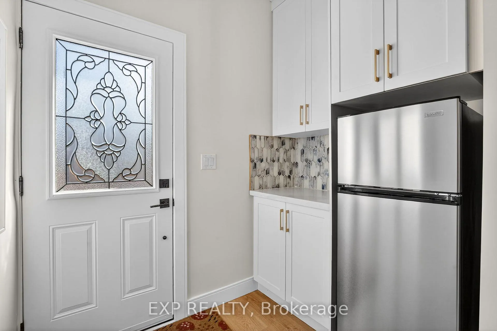 Photo 20 of 142 Avondale Street, Hamilton, Crown Point — HOMEH