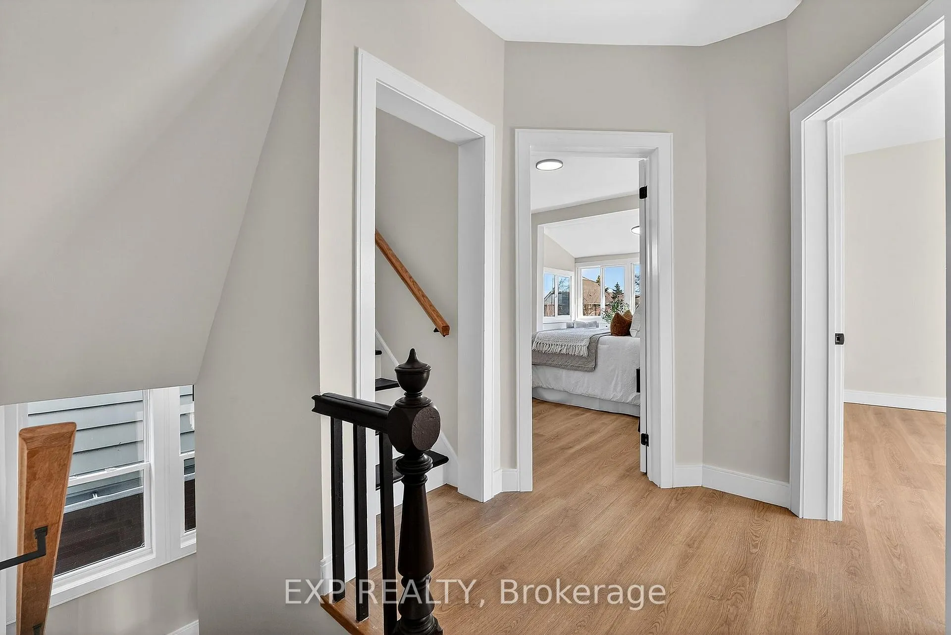 Photo 23 of 142 Avondale Street, Hamilton, Crown Point — HOMEH