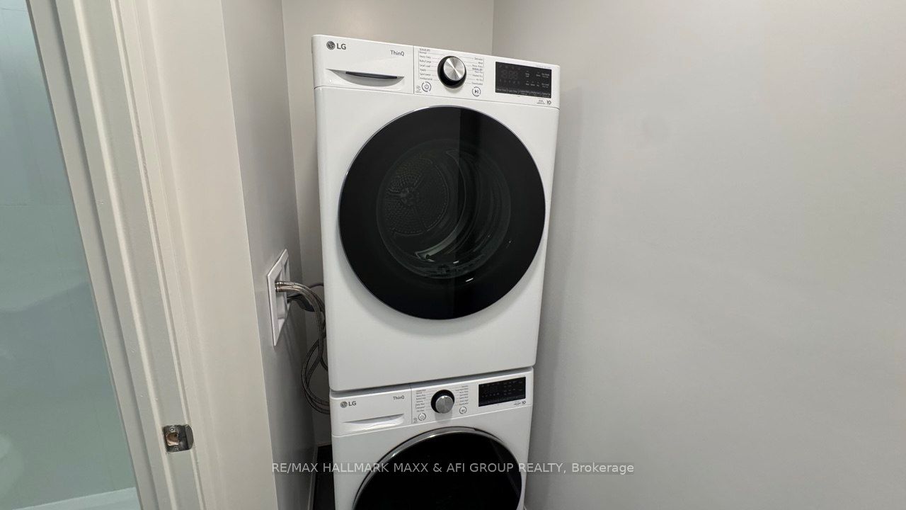Photo 10 of Unit 2701, 65 Broadway Avenue, Toronto, Mount Pleasant West — HOMEH