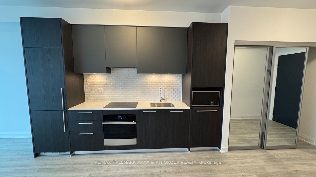 Photo 6 of Unit 2701, 65 Broadway Avenue, Toronto, Mount Pleasant West — HOMEH