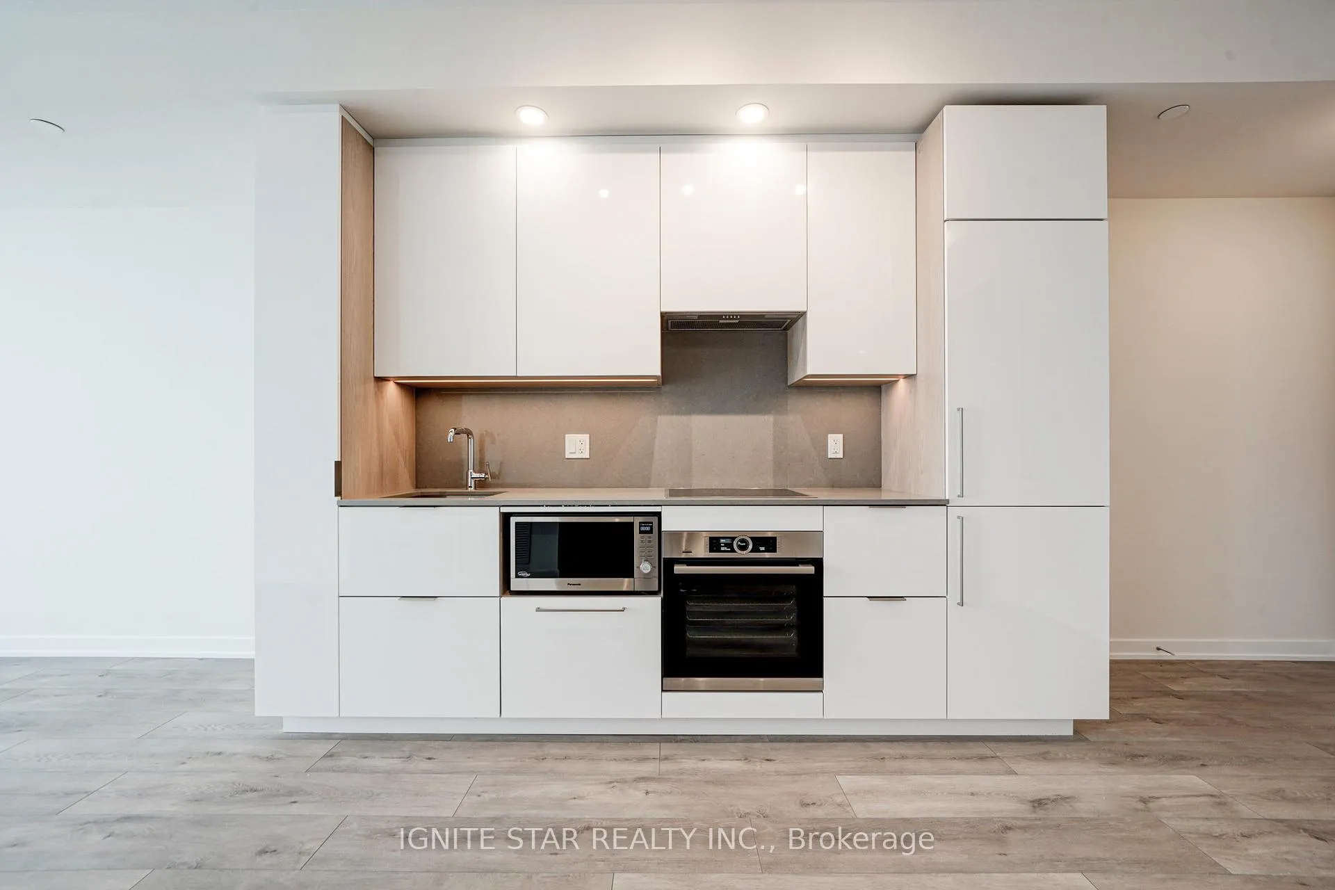 Photo 4 of Unit 3101, 28 Freeland Street, Toronto, Waterfront Communities — HOMEH