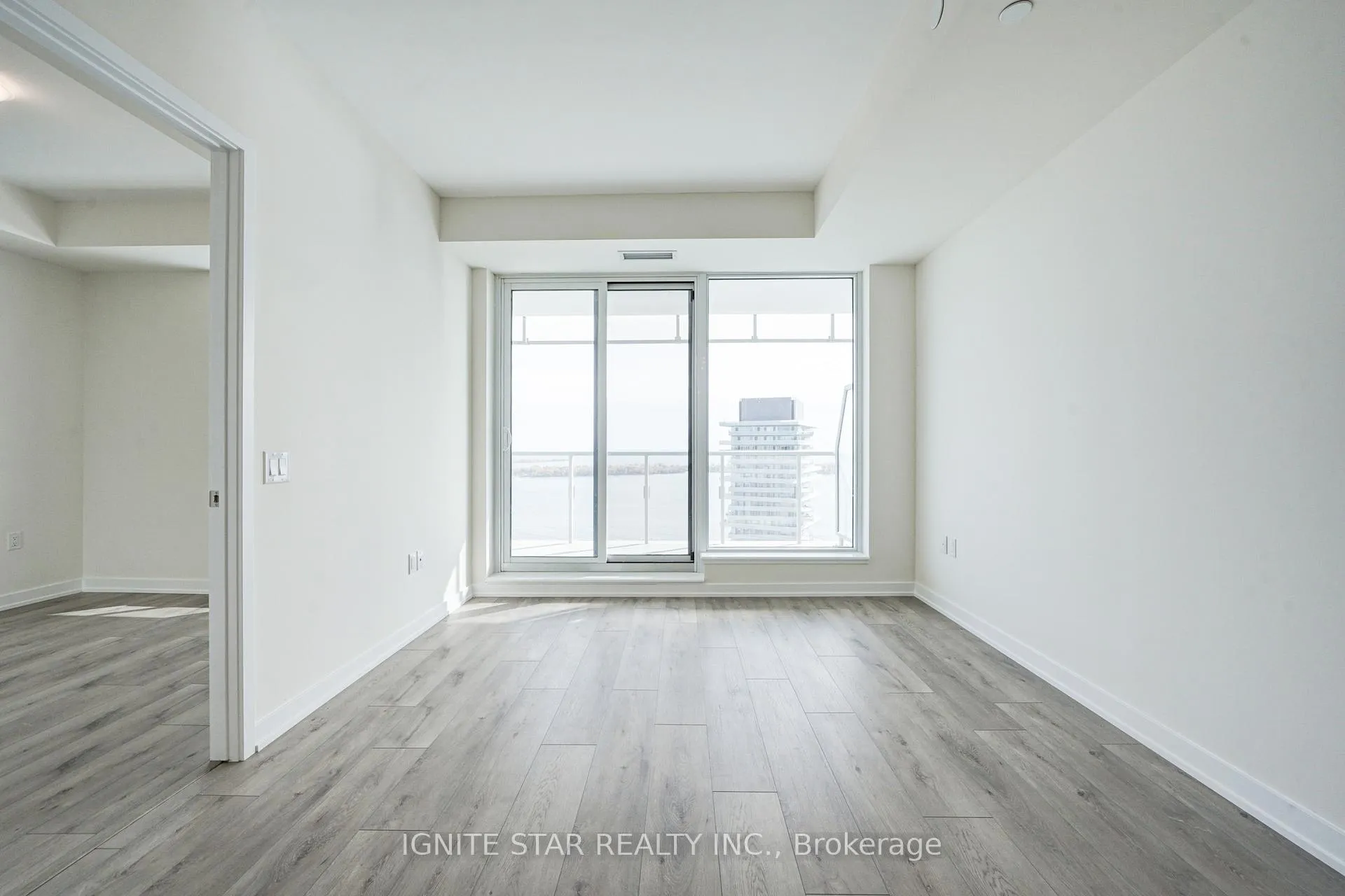 Photo 6 of Unit 3101, 28 Freeland Street, Toronto, Waterfront Communities — HOMEH