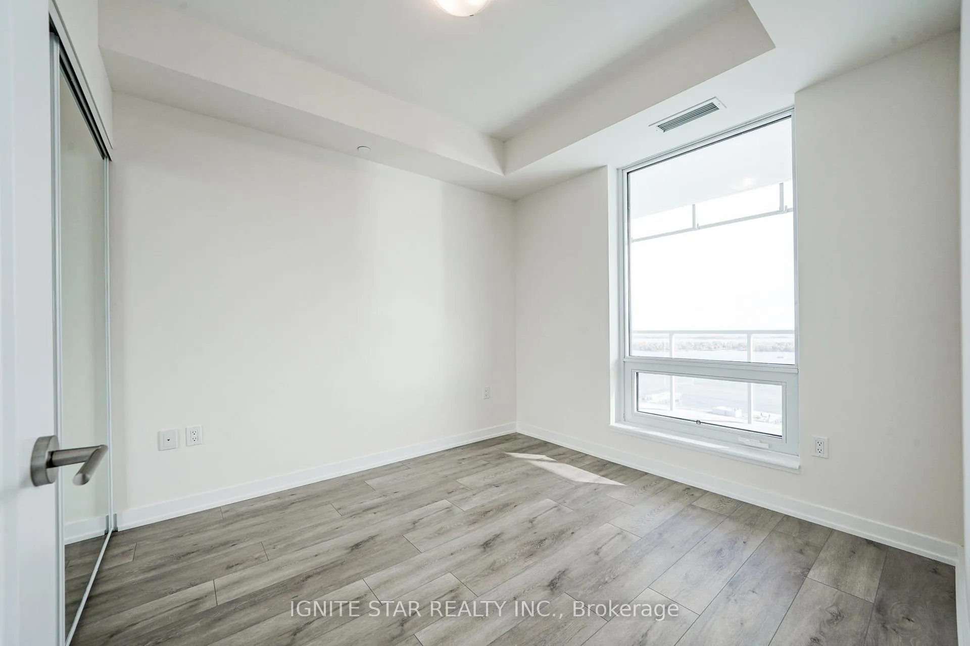Photo 10 of Unit 3101, 28 Freeland Street, Toronto, Waterfront Communities — HOMEH
