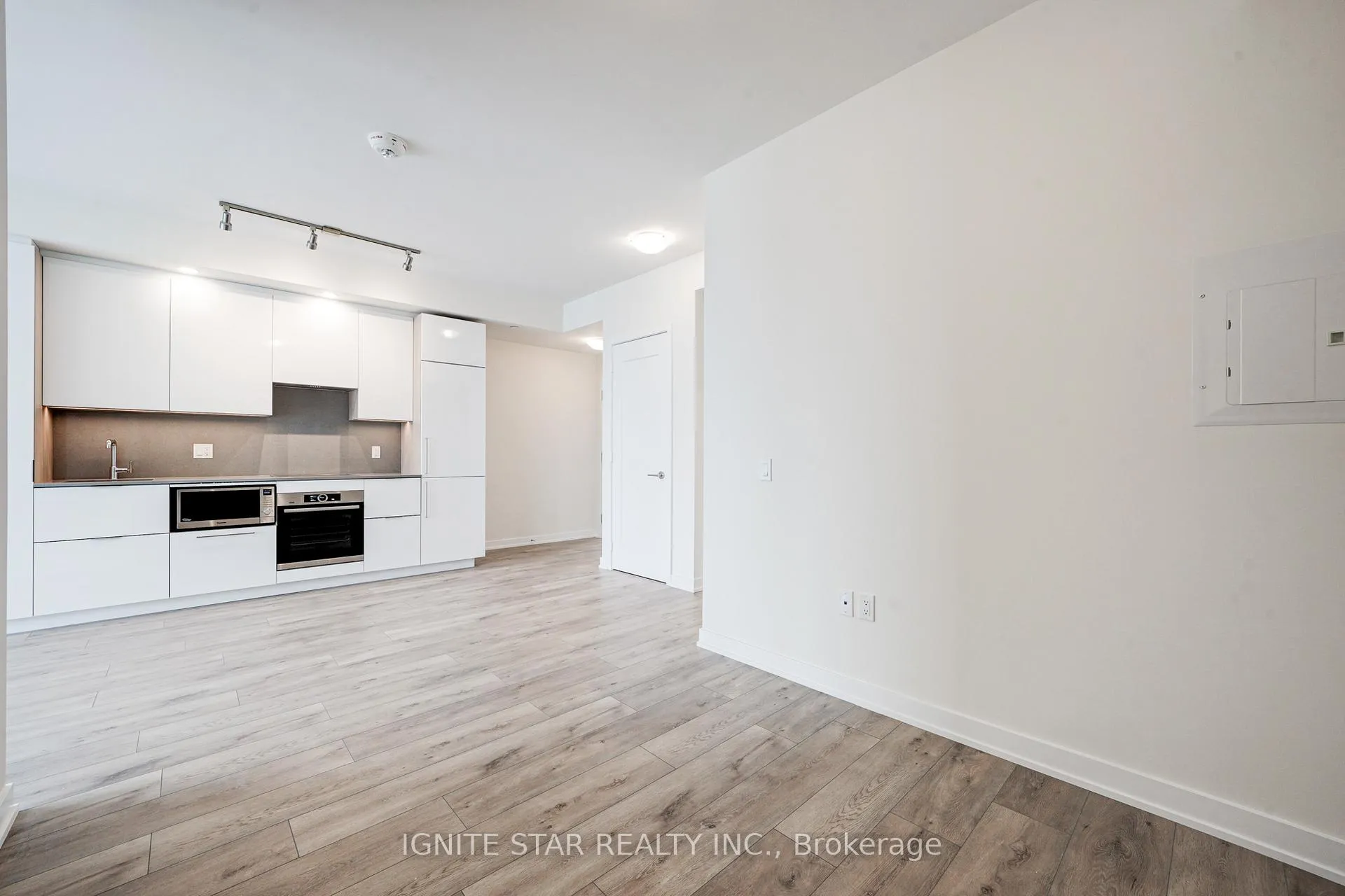 Photo 14 of Unit 3101, 28 Freeland Street, Toronto, Waterfront Communities — HOMEH
