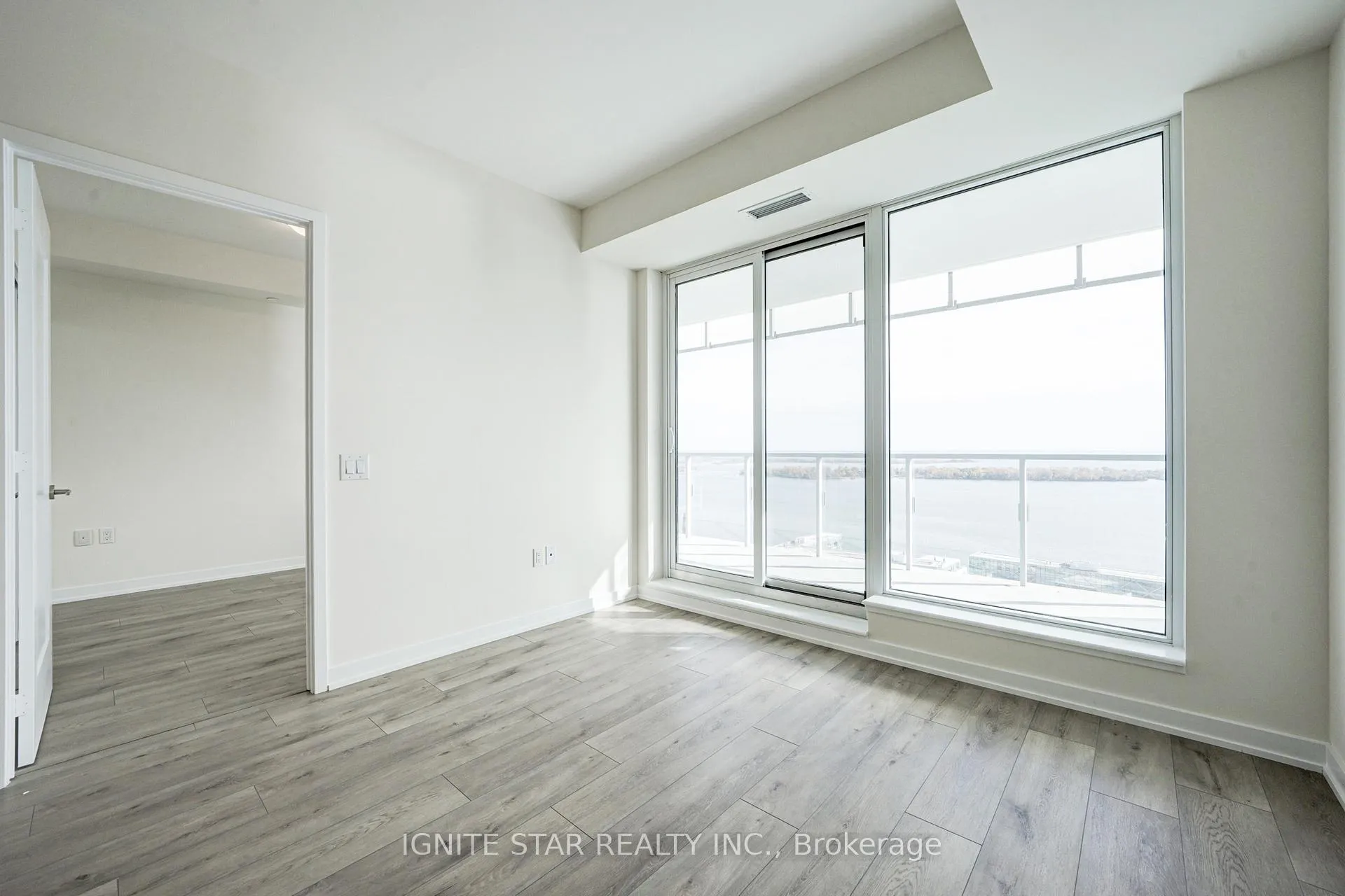 Photo 15 of Unit 3101, 28 Freeland Street, Toronto, Waterfront Communities — HOMEH