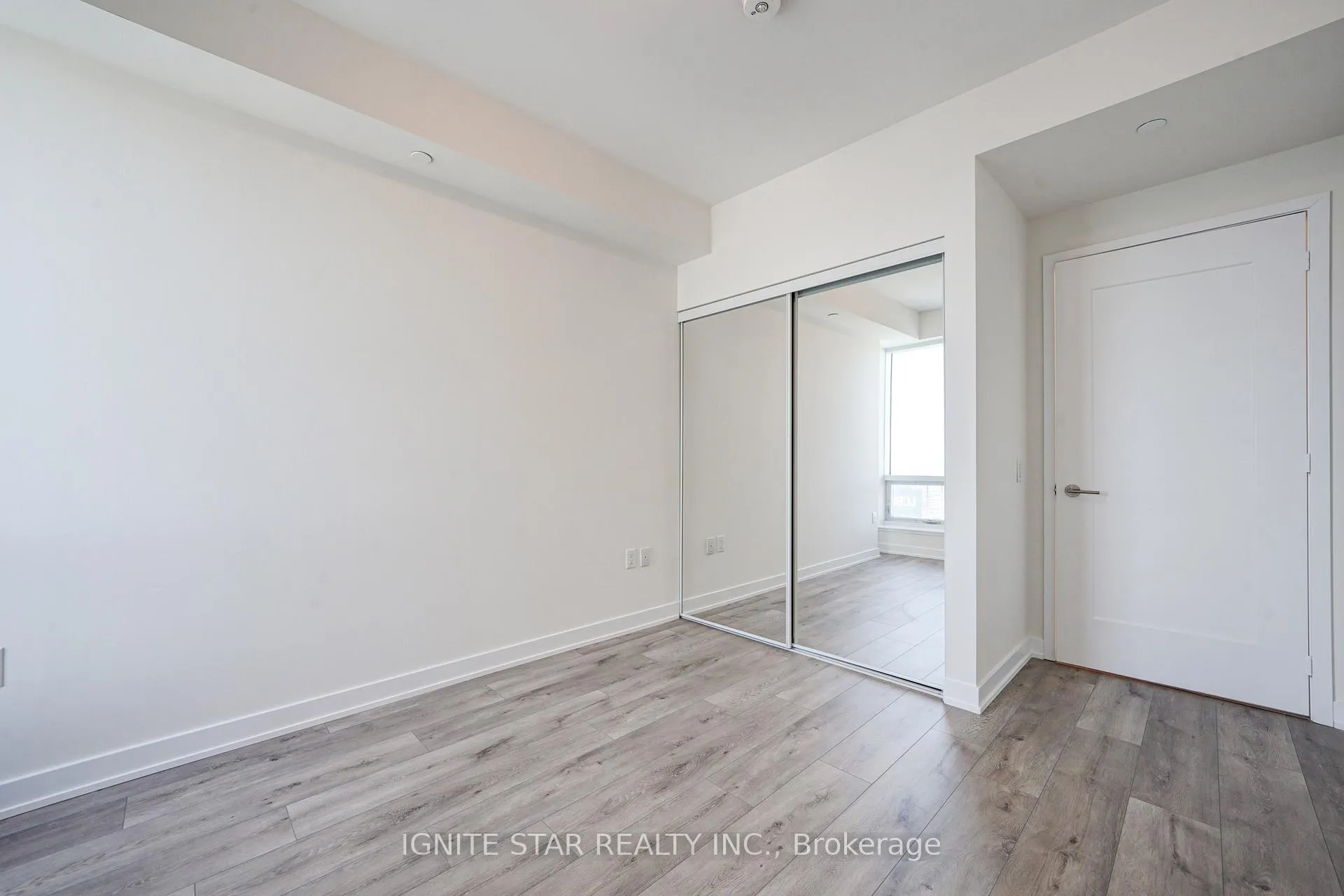 Photo 4 of Unit 4008, 28 Freeland Street, Toronto, Waterfront Communities — HOMEH