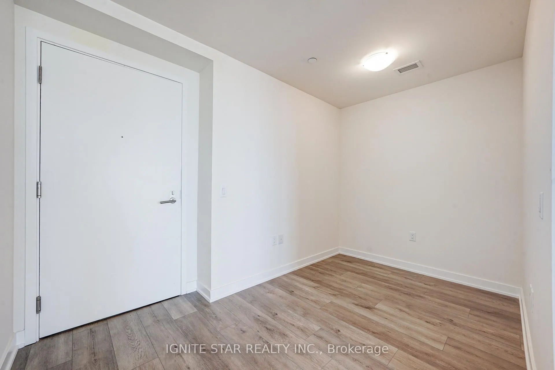 Photo 5 of Unit 4008, 28 Freeland Street, Toronto, Waterfront Communities — HOMEH