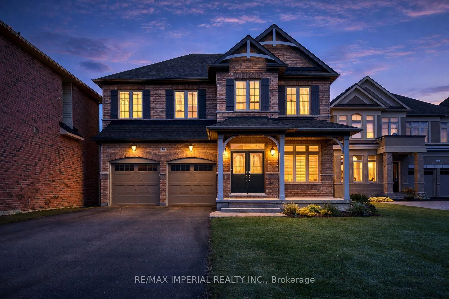 Photo 2 of 16 Boland Court, Aurora, Rural Aurora — HOMEH