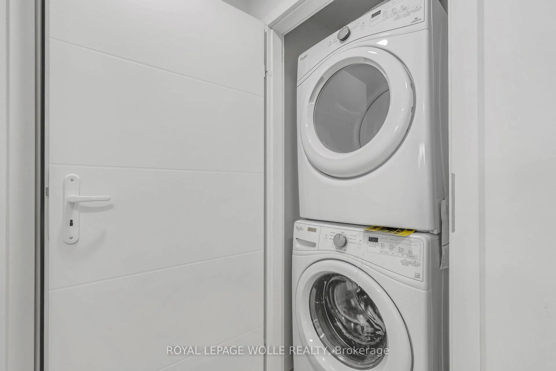 Photo 12 of Unit 812, 280 Lester Street, Waterloo, Beechwood/University — HOMEH
