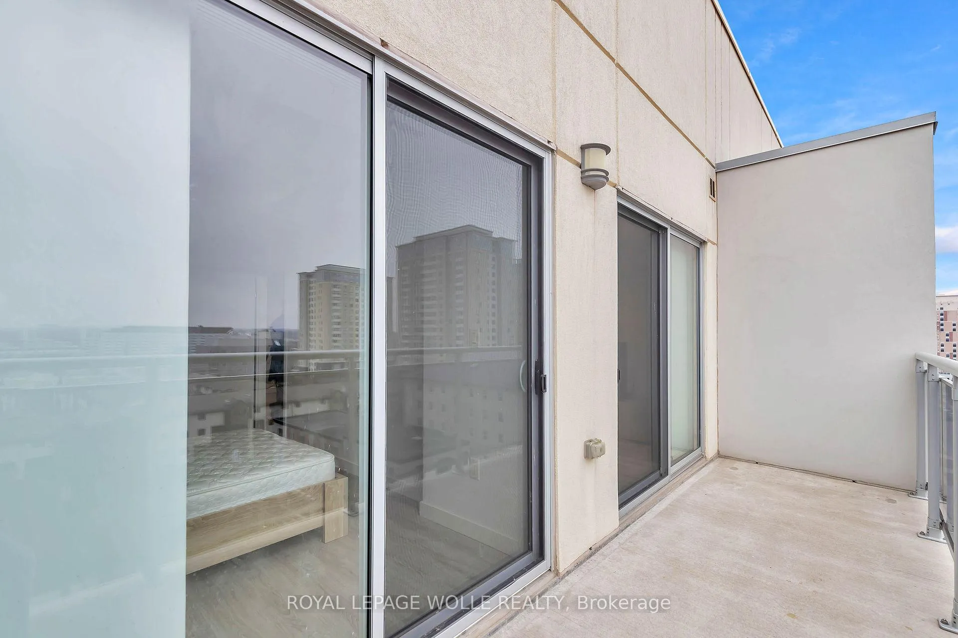 Photo 16 of Unit 812, 280 Lester Street, Waterloo, Beechwood/University — HOMEH