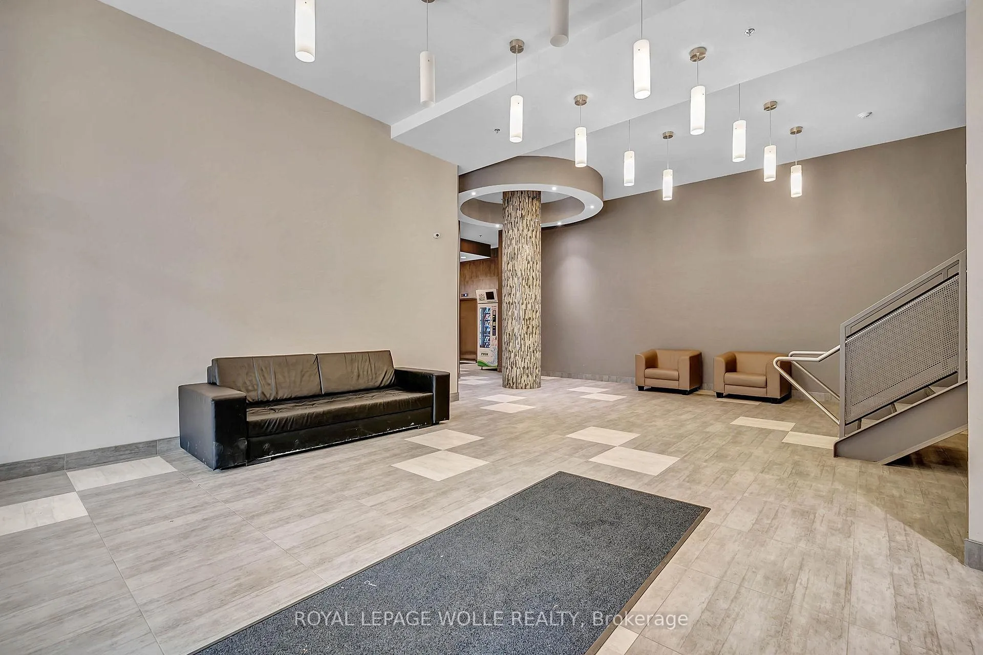 Photo 18 of Unit 812, 280 Lester Street, Waterloo, Beechwood/University — HOMEH