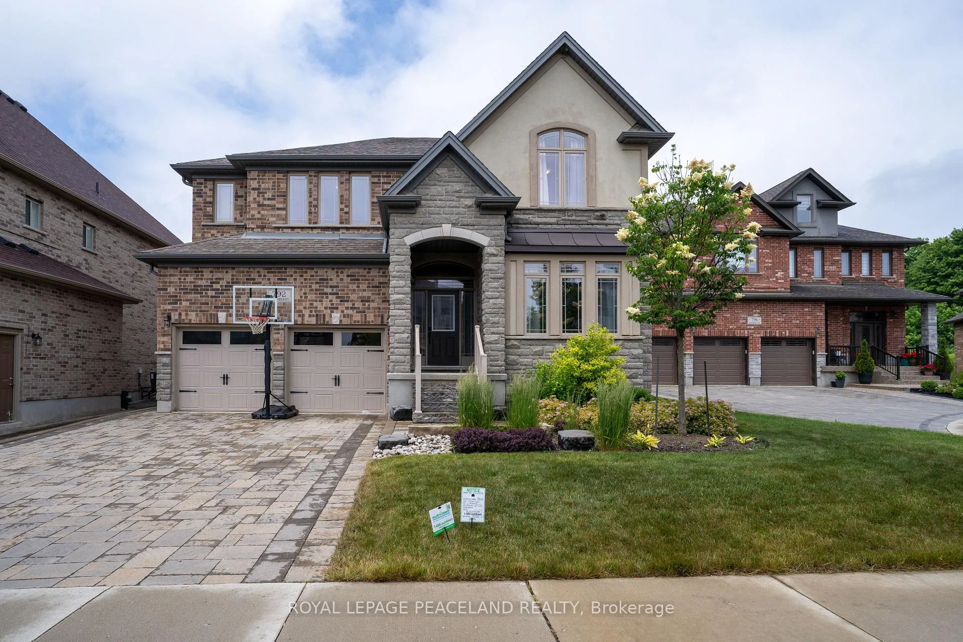 Photo 1 of 792 Snowberry Court, Waterloo, Columbia Forest/Clair Hills — HOMEH