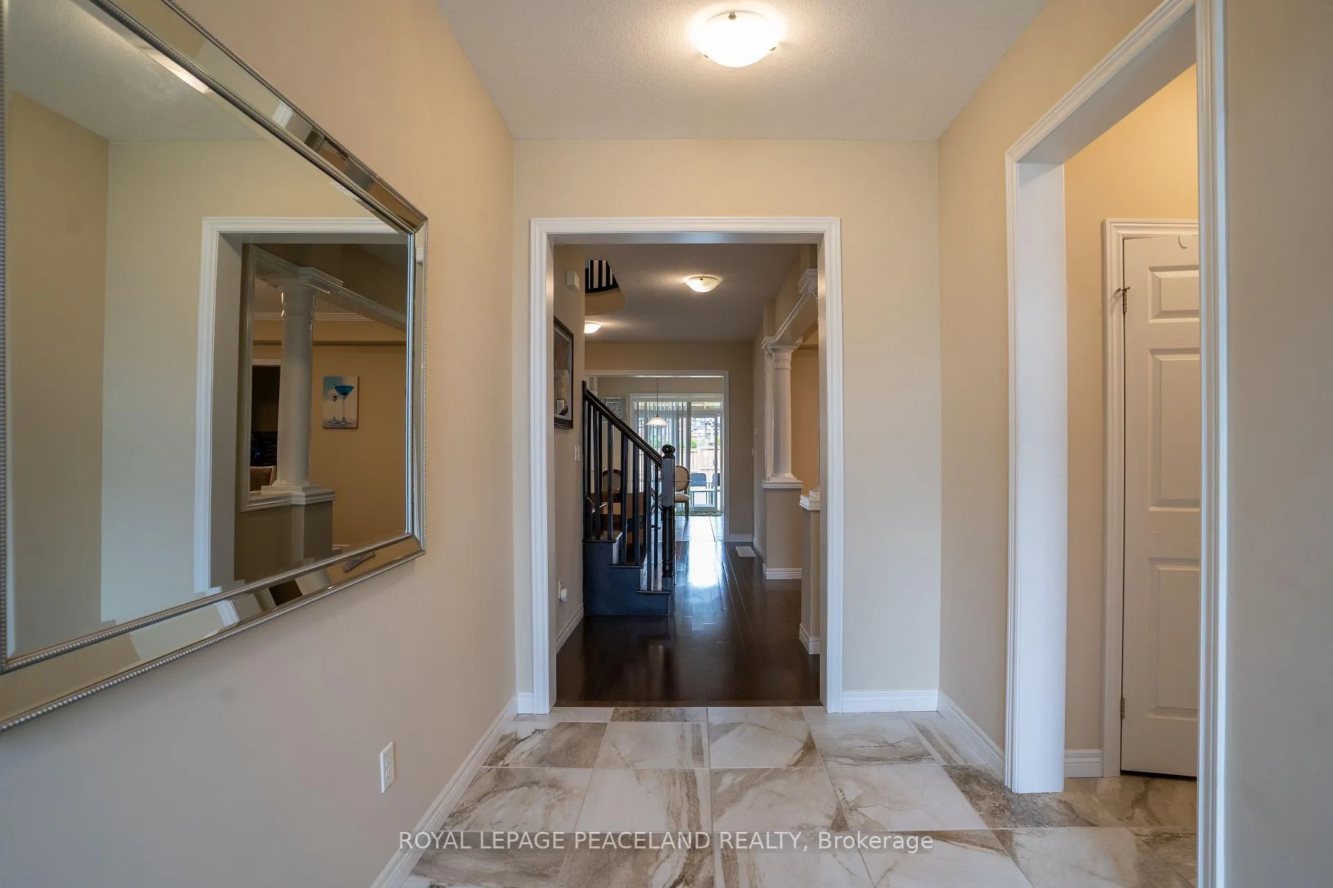 Photo 7 of 792 Snowberry Court, Waterloo, Columbia Forest/Clair Hills — HOMEH