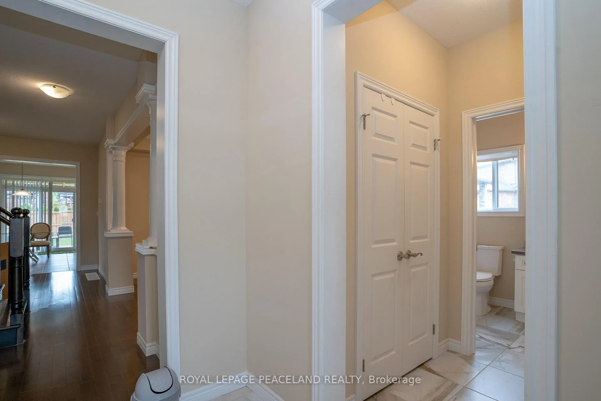 Photo 10 of 792 Snowberry Court, Waterloo, Columbia Forest/Clair Hills — HOMEH