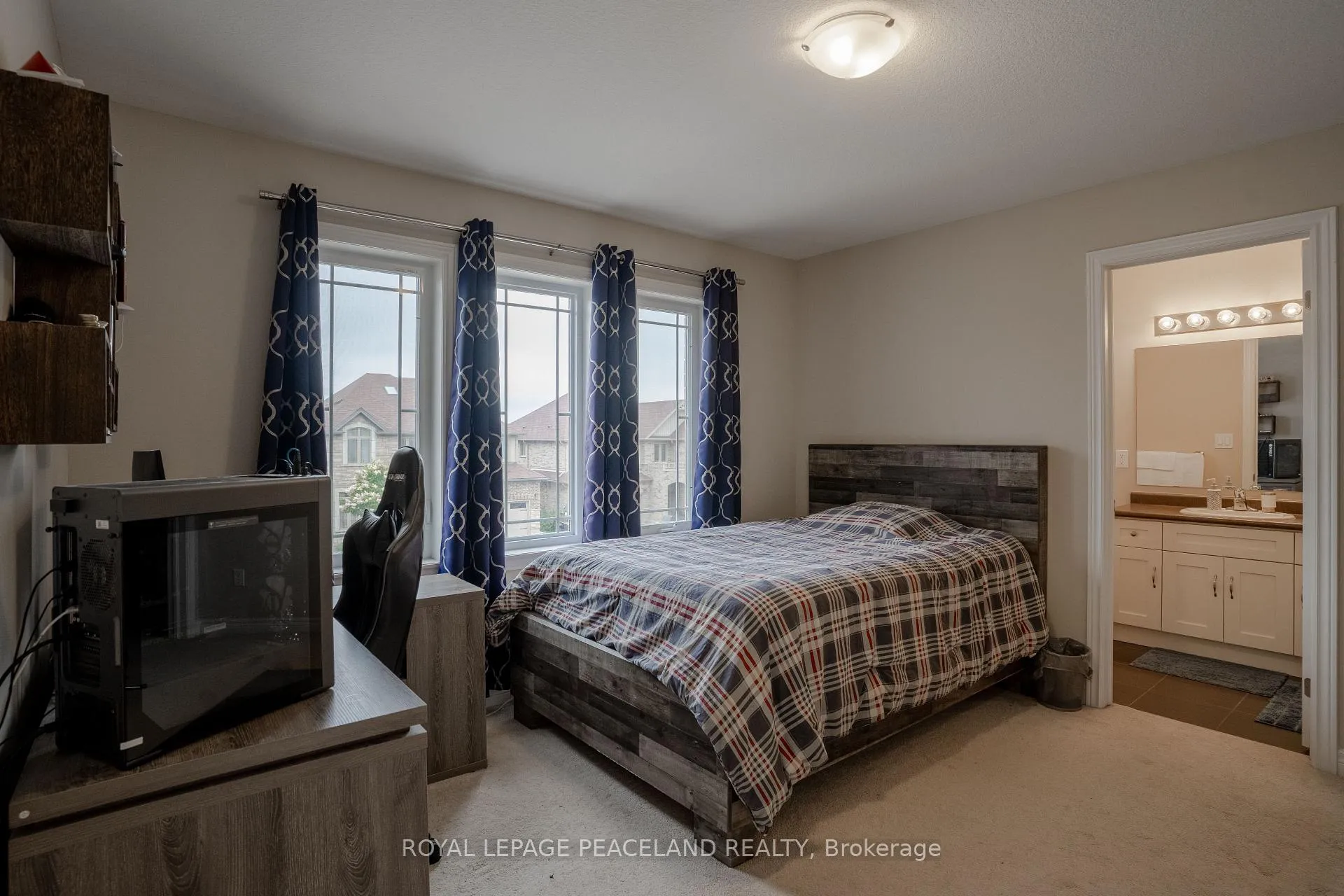 Photo 22 of 792 Snowberry Court, Waterloo, Columbia Forest/Clair Hills — HOMEH