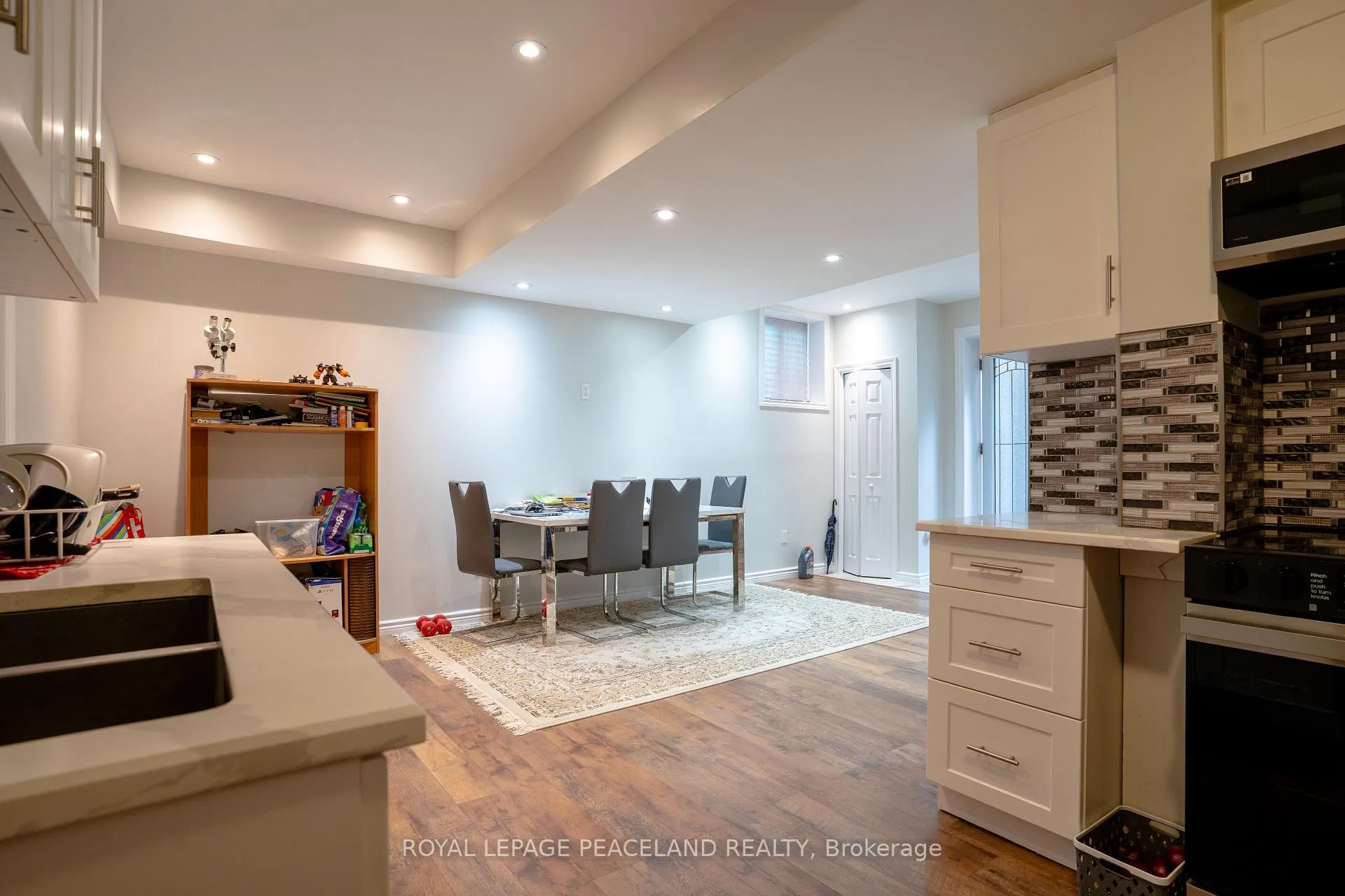 Photo 39 of 792 Snowberry Court, Waterloo, Columbia Forest/Clair Hills — HOMEH