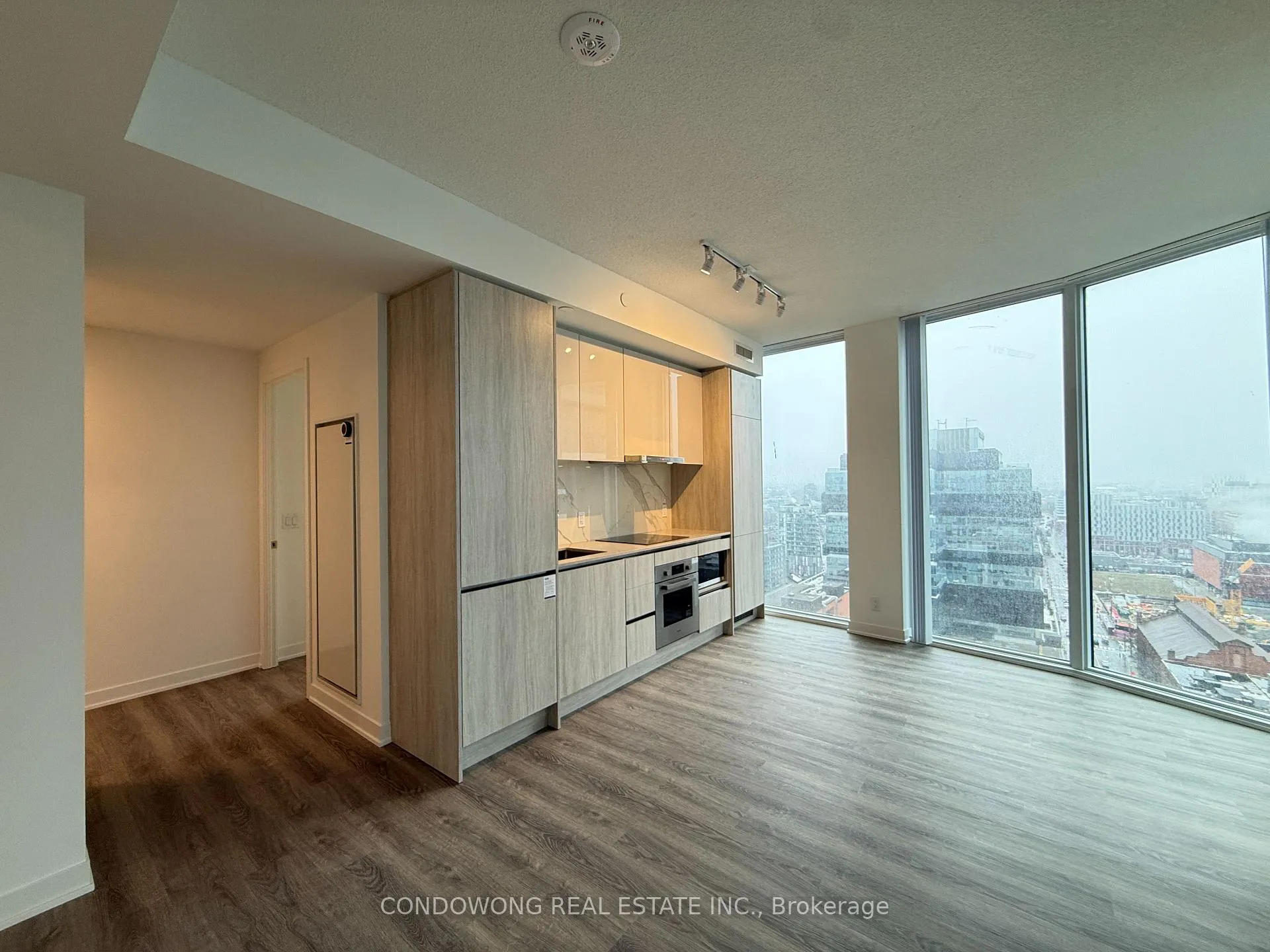Photo 2 of Unit 2606, 180 Front Street E, Toronto, Moss Park — HOMEH