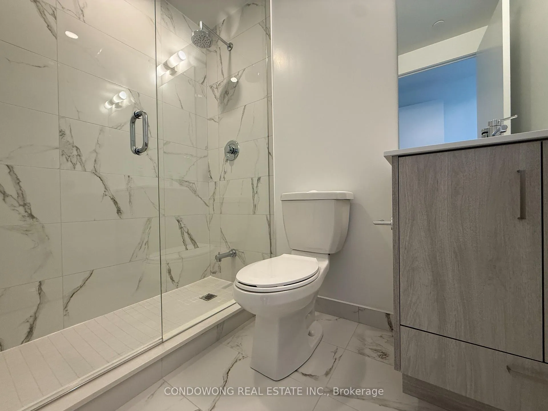 Photo 9 of Unit 2606, 180 Front Street E, Toronto, Moss Park — HOMEH