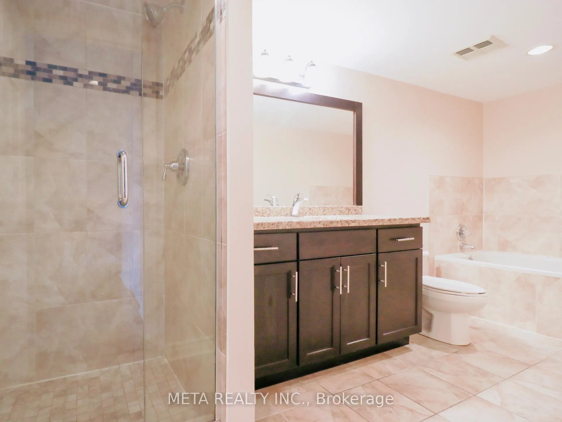 Photo 7 of Unit 12E, 67 Caroline Street S, Hamilton, Durand — HOMEH
