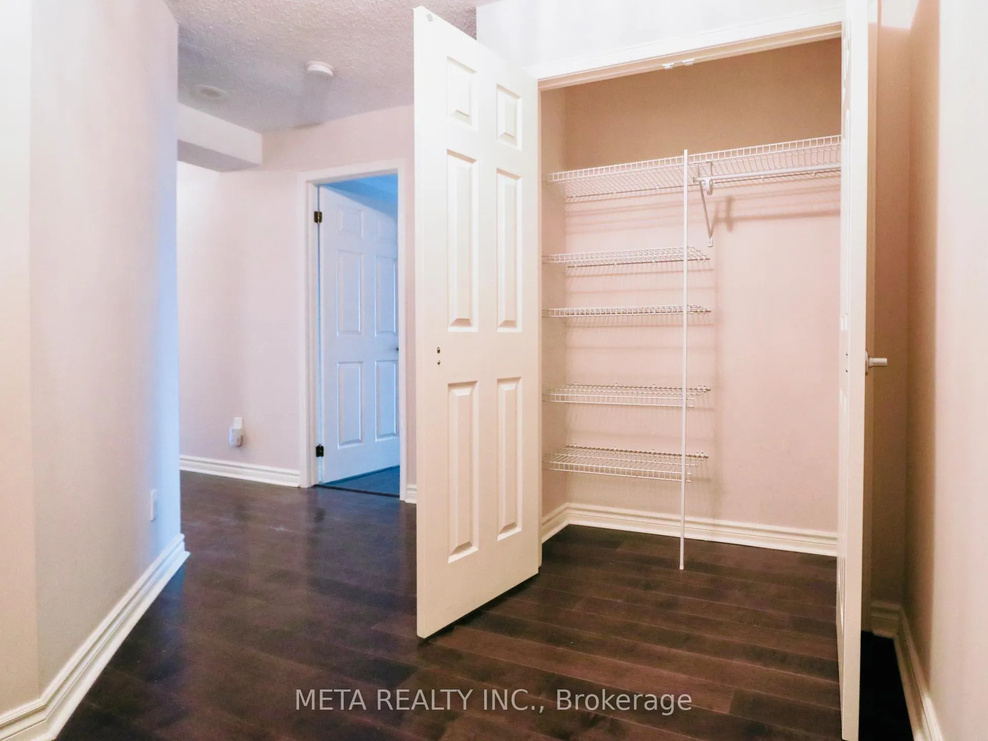 Photo 15 of Unit 12E, 67 Caroline Street S, Hamilton, Durand — HOMEH