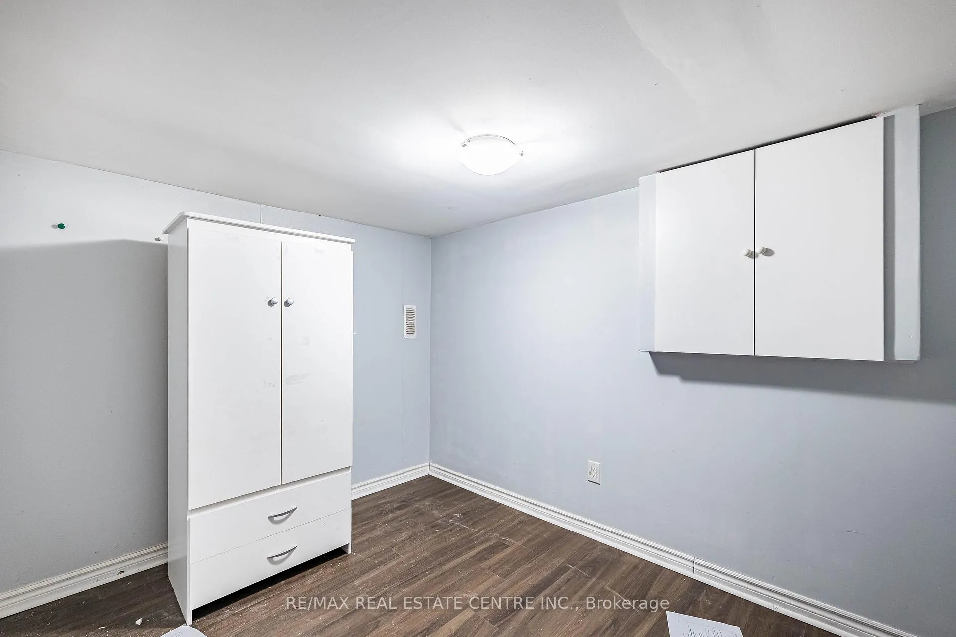 Photo 9 of 18 Northwood Drive, Brampton, Northwood Park — HOMEH