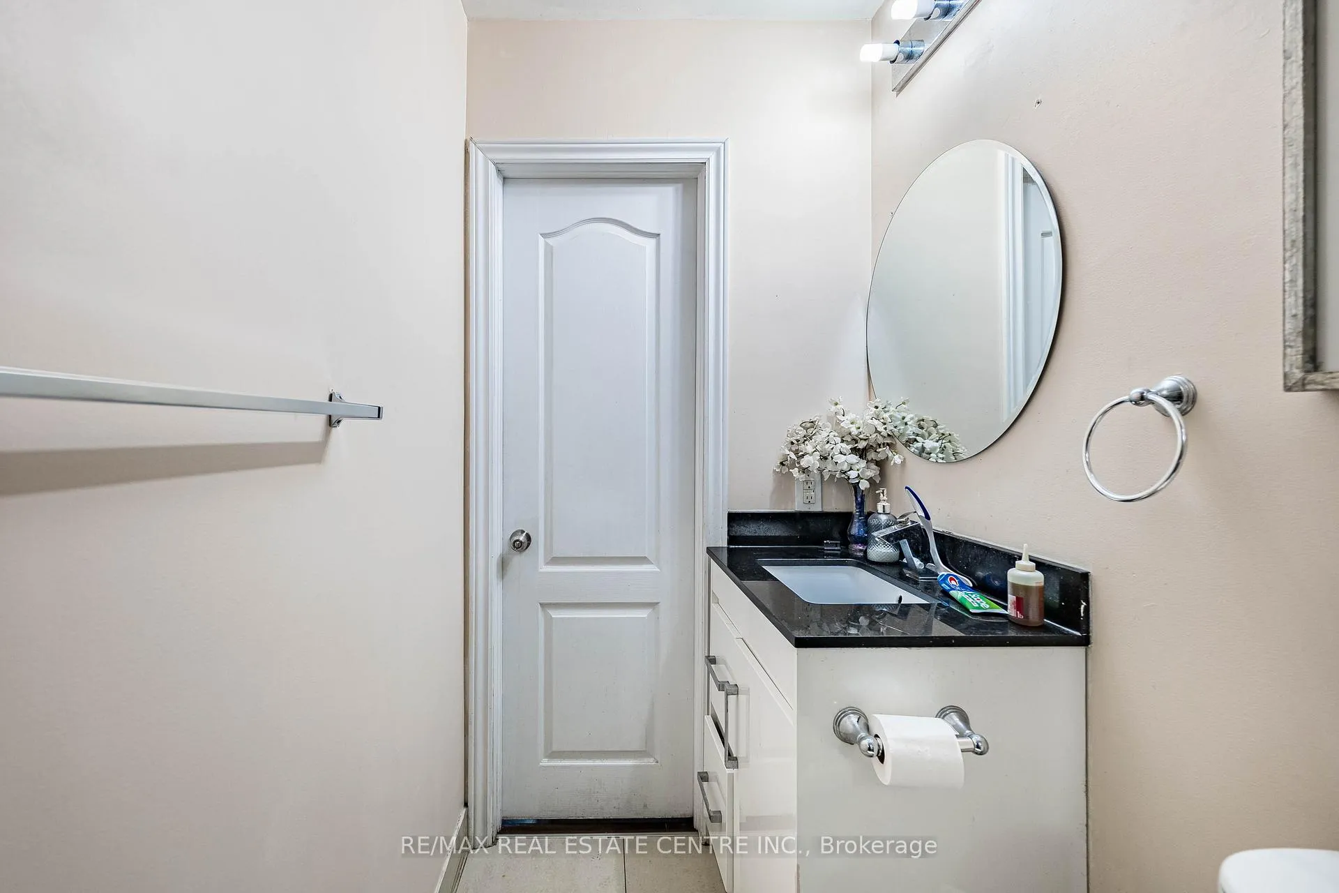 Photo 24 of 18 Northwood Drive, Brampton, Northwood Park — HOMEH