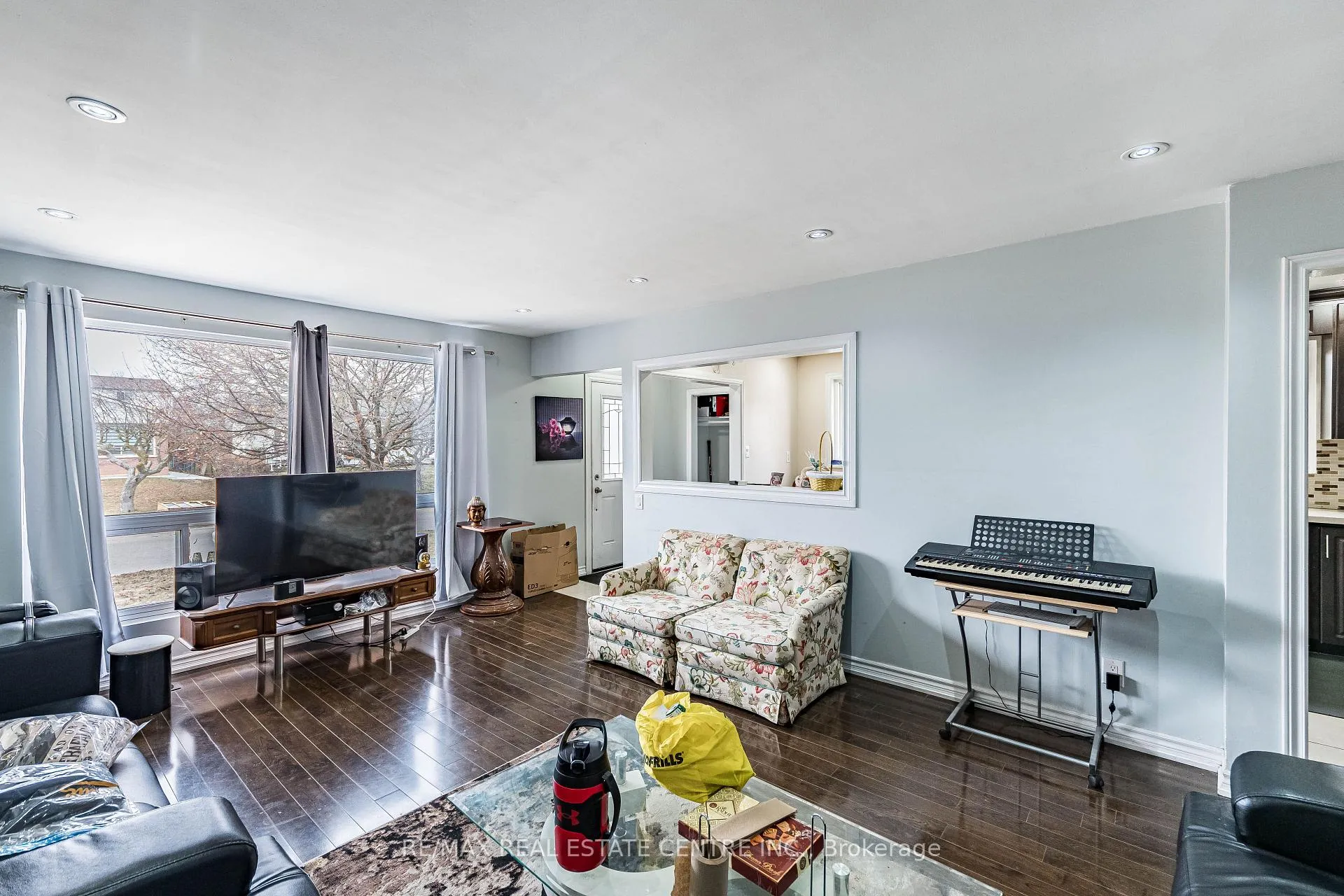 Photo 38 of 18 Northwood Drive, Brampton, Northwood Park — HOMEH