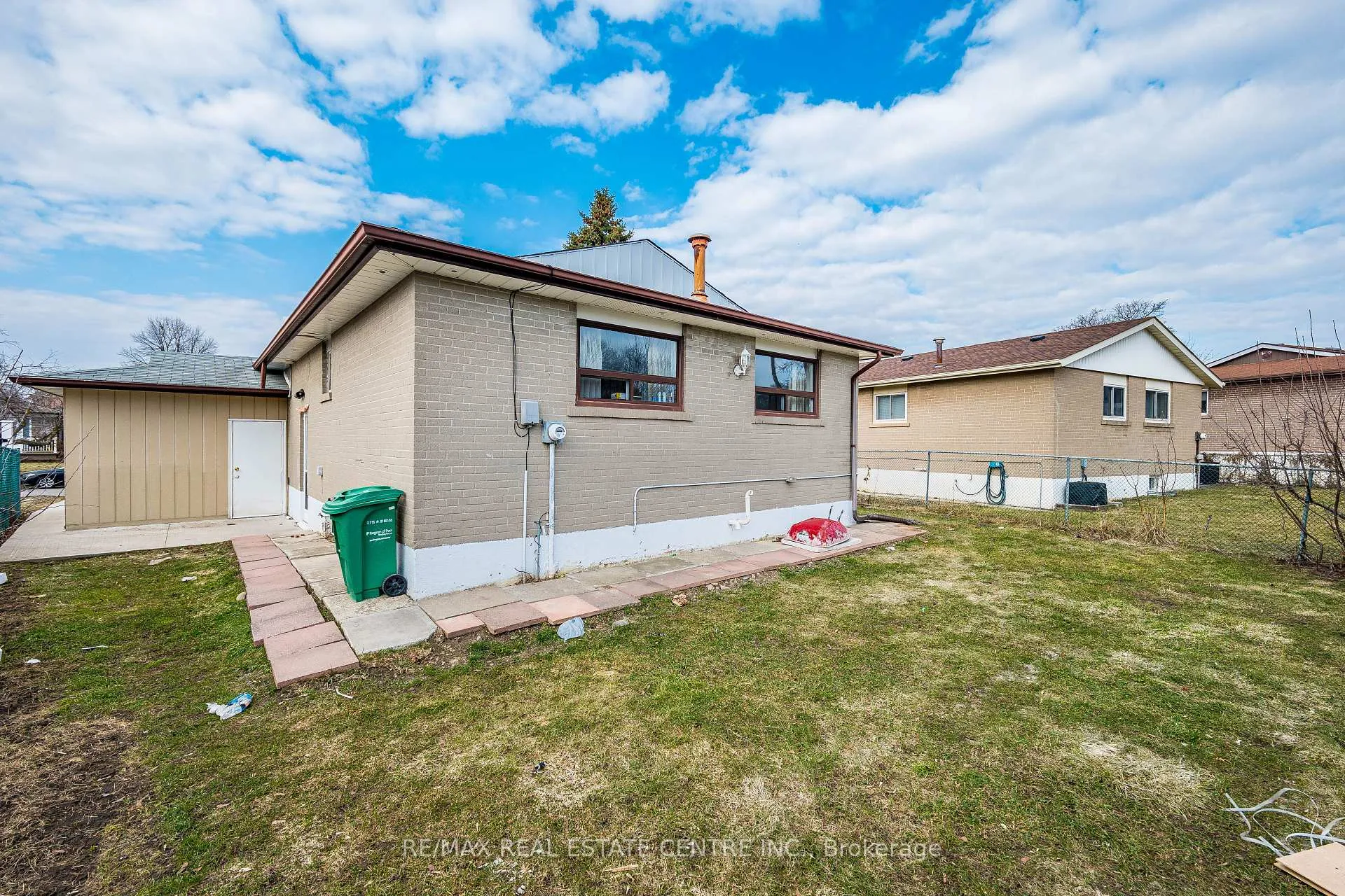 Photo 50 of 18 Northwood Drive, Brampton, Northwood Park — HOMEH