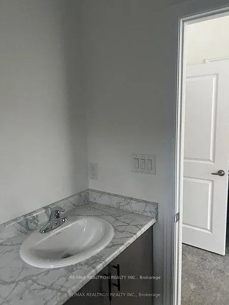 Photo 4 of 69 Sun Valley Avenue, Wasaga Beach — HOMEH