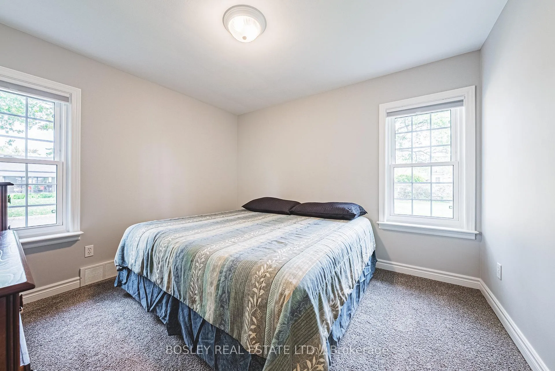 Photo 14 of 14 Rosemount Drive, Welland, Prince Charles — HOMEH