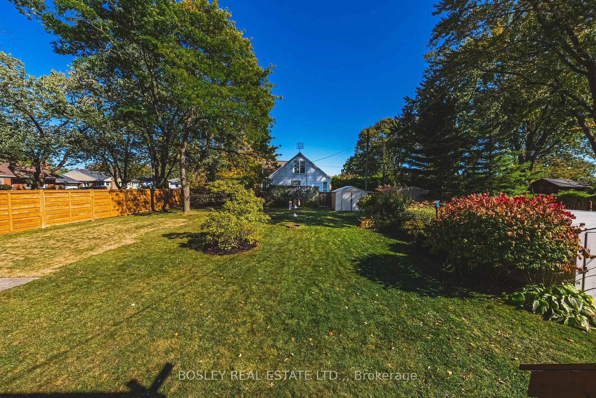 Photo 32 of 14 Rosemount Drive, Welland, Prince Charles — HOMEH