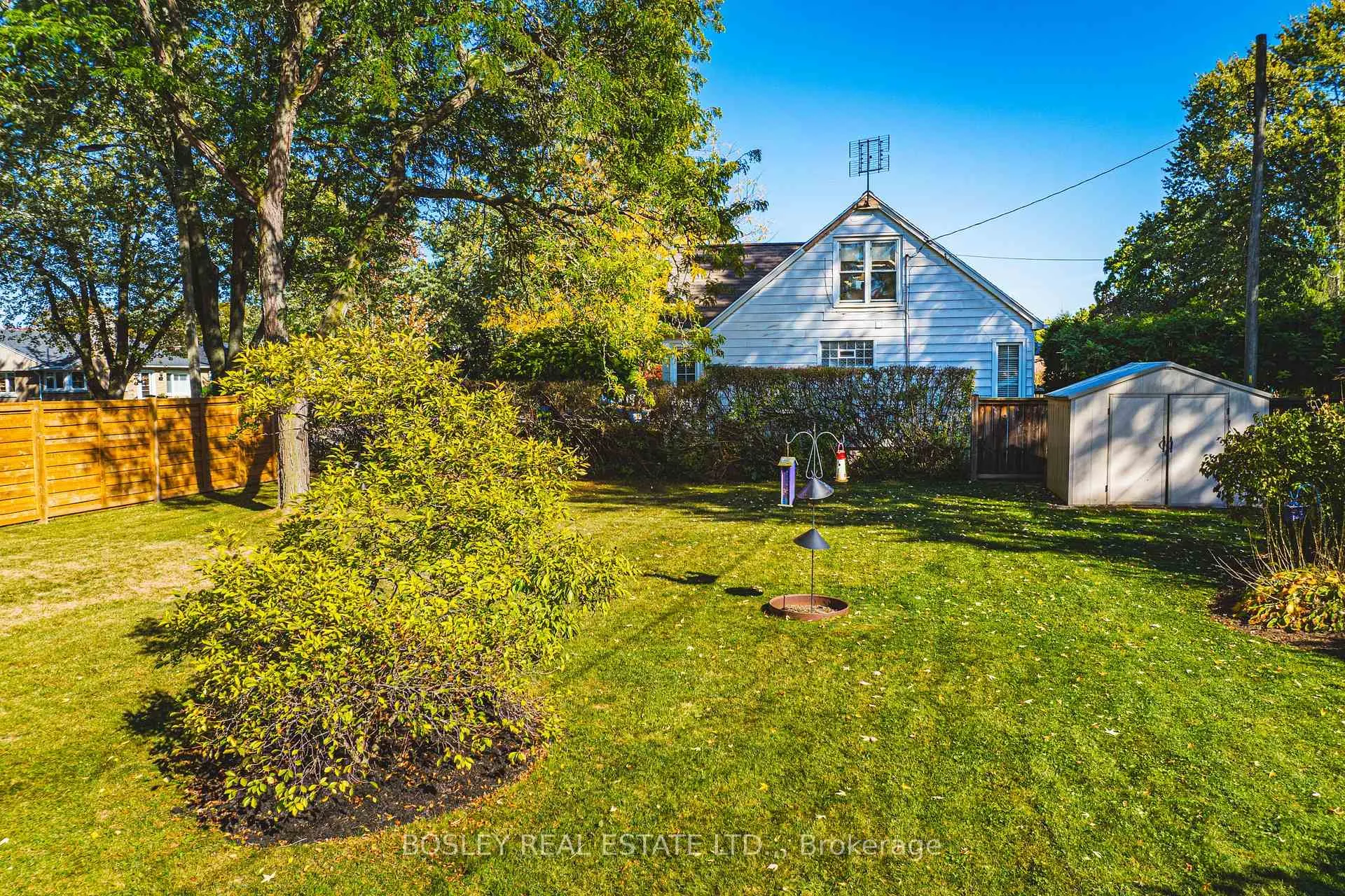 Photo 35 of 14 Rosemount Drive, Welland, Prince Charles — HOMEH