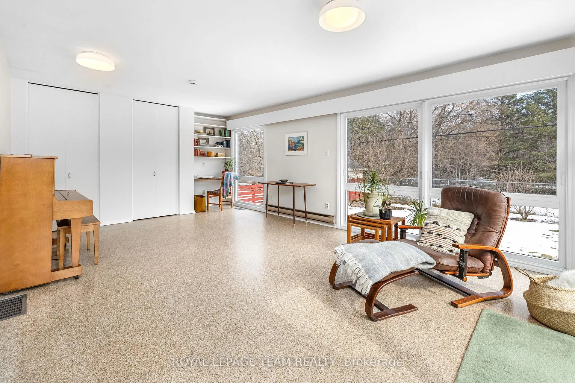 Photo 13 of 35 Cherrywood Drive, Ottawa, Arbeatha Park — HOMEH