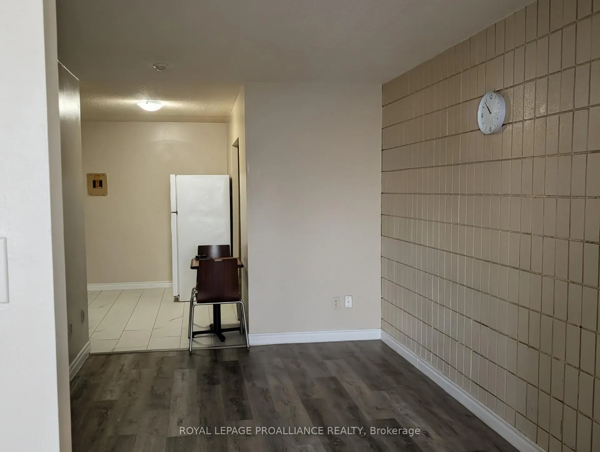 Photo 7 of Unit 13, 1837 Lansdowne Street W, Peterborough, Otonabee Ward 1 — HOMEH